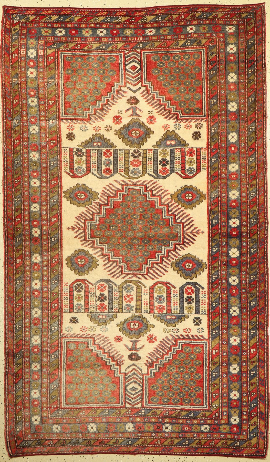 Kozak alt, Türkei, um 1950, Wolle auf Wolle, ca. 218 x 128 cm, Leichte Gebrauchsspuren