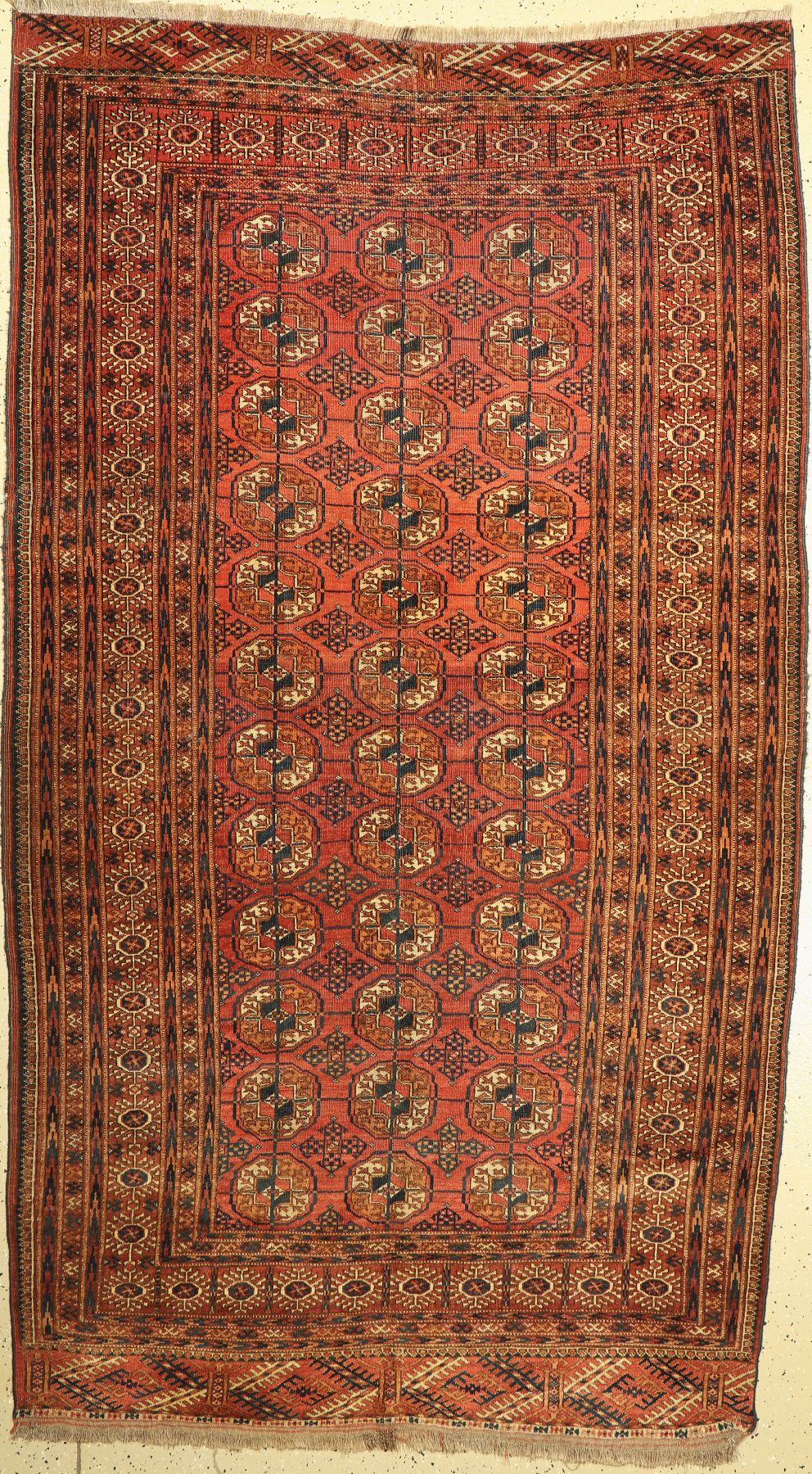 Tekke Buchara, Turkmenistan, um 1930, Wolleauf Wolle, ca. 225 x 130 cm, gleichmäßig dünn