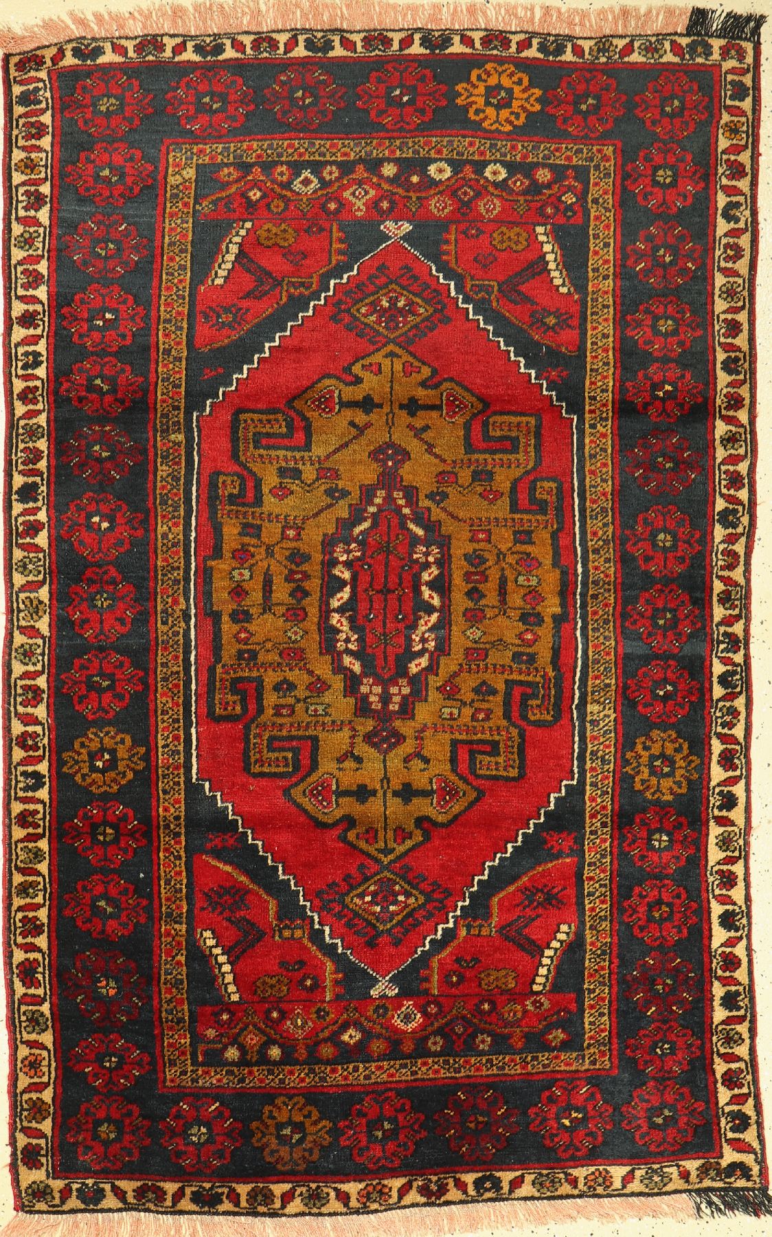 Taspinar alt, Türkei, um 1950, Wolle auf Wolle, ca. 190 x 120 cm, Leichte Gebrauchsspuren
