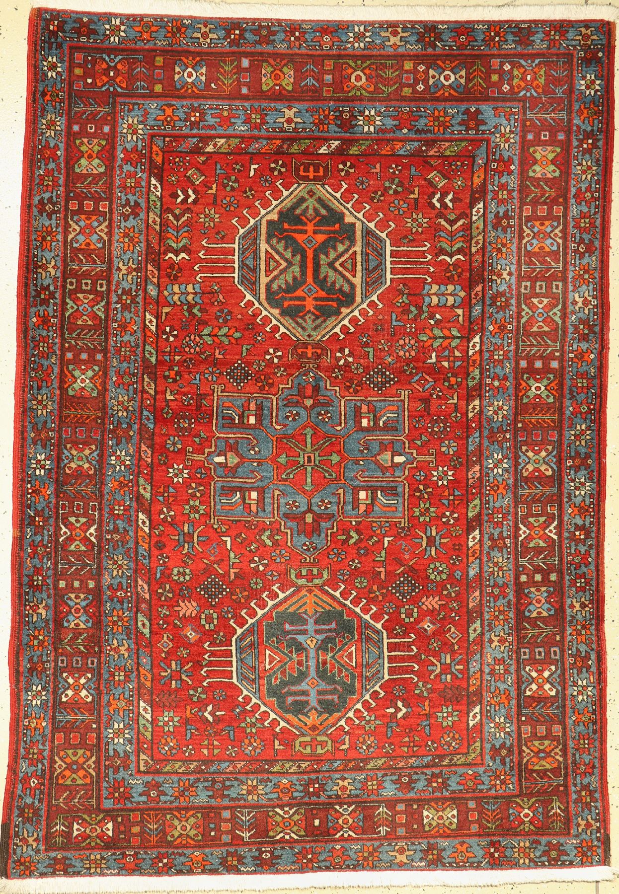 Garadjeh alt, Persien, um 1940, Wolle auf Baumwolle, ca. 205 x 145 cm, Mittlere Gebrauchsspuren