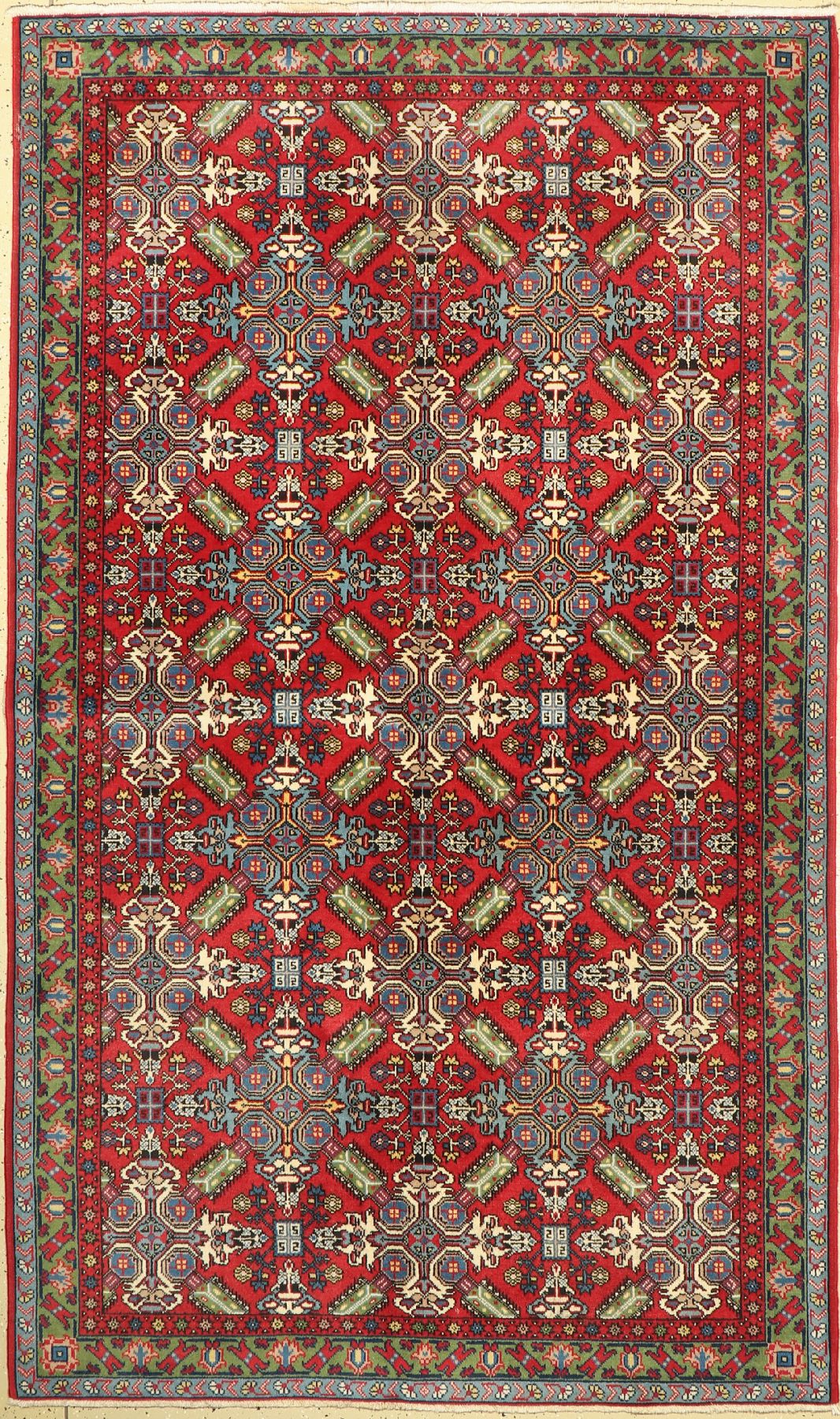 Ardebil alt, Persien, ca. 60 Jahre, Wolle auf Baumwolle, ca. 255 x 152 cm, Mottenfraß anden Rändern