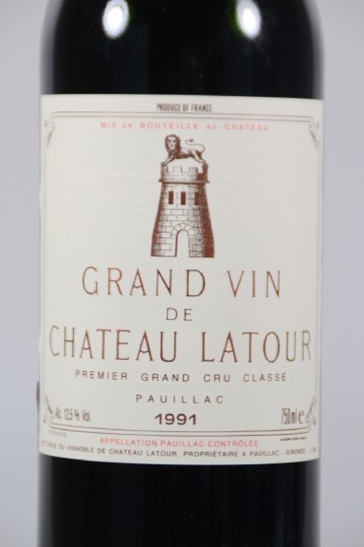 Detail a: 1 Flasche Chateau Latour 1991, Premier Grand Cru Classe, ca. 75cl, 12.5% vol., Füllstand into neck, unverkostet, Bewertung Wine Spectator 91/100 ...