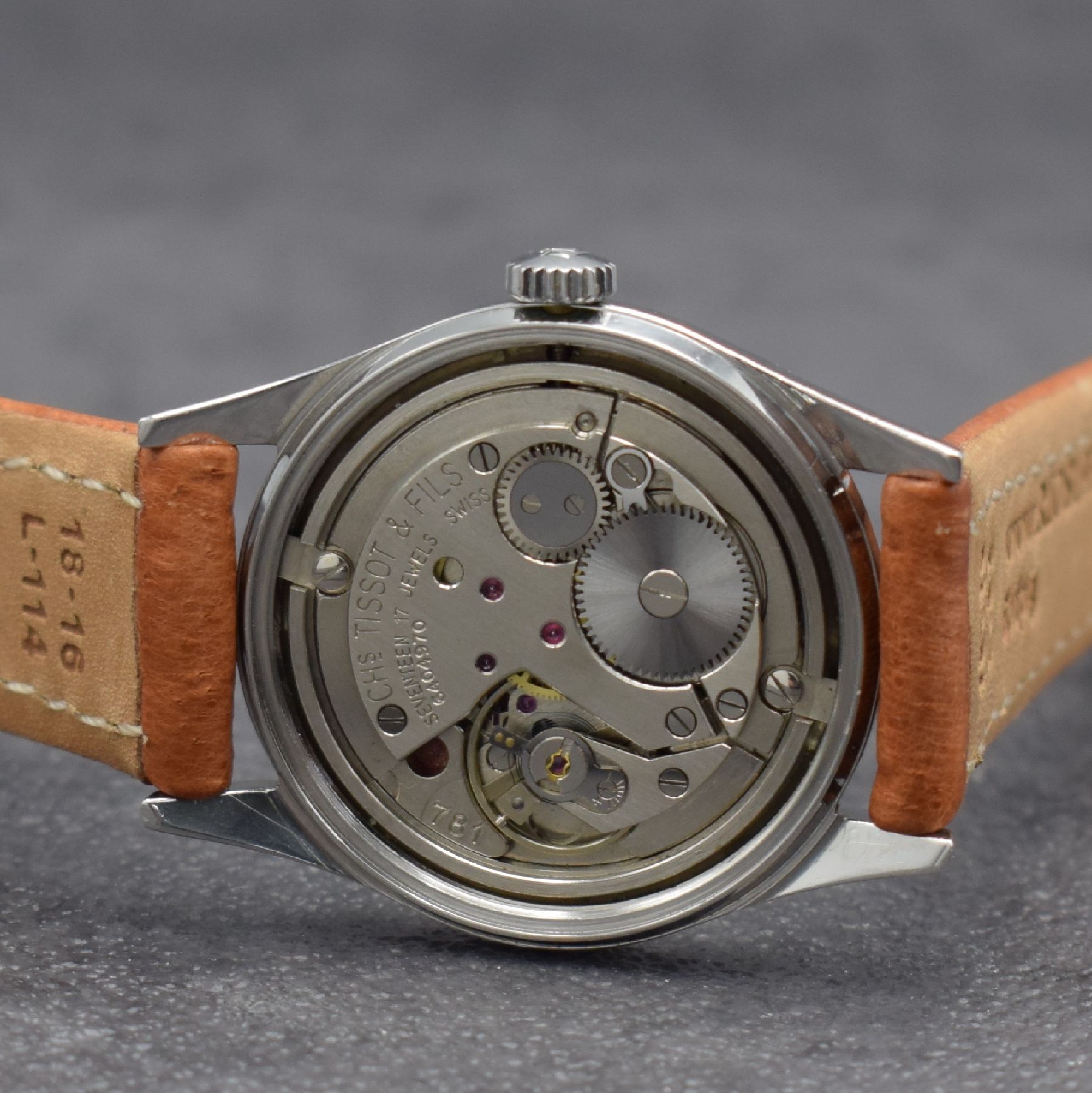 Detail f: TISSOT Seastar Herrenarmbanduhr in Stahl, Schweiz um 1960, Handaufzug, Ref. 41506, 2- teil. Geh., Boden m. entspr. Symbolik geschr., silb. Zifferbl. ...