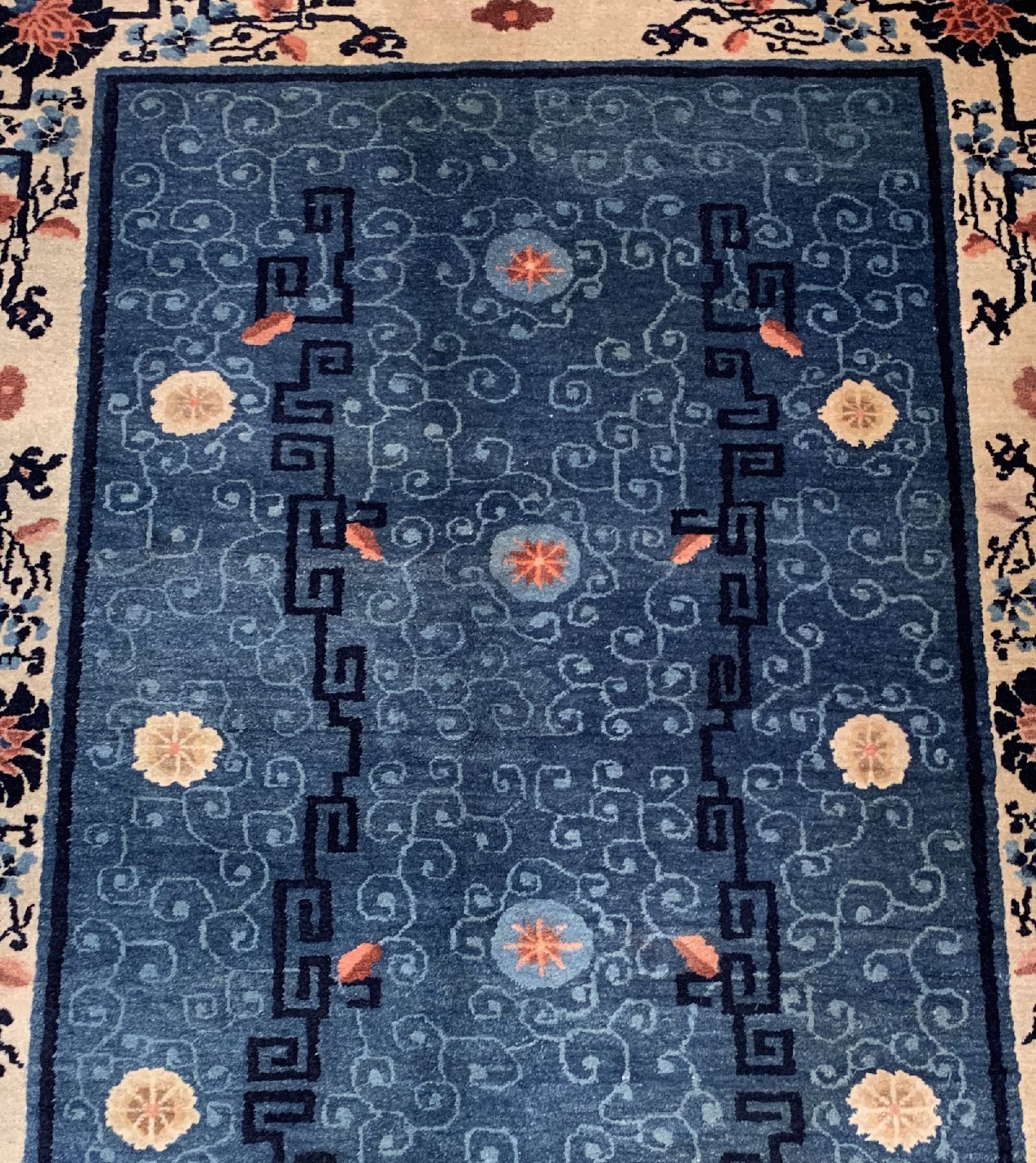 Detail a: Antiker Peking, China,um 1910, Wolle geknüpft auf Baumwolle,ca. 171 x 124 cm,EHZ:2(guter zustand).