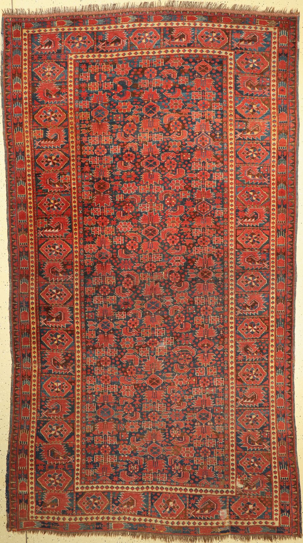 Beschir antik, Turkmenistan, Ende 19.Jhd, Wolle geknüpft auf Wolle, ca. 304 x 175 cm, Mittlere Gebrauchsspuren, alte Restaurierungen