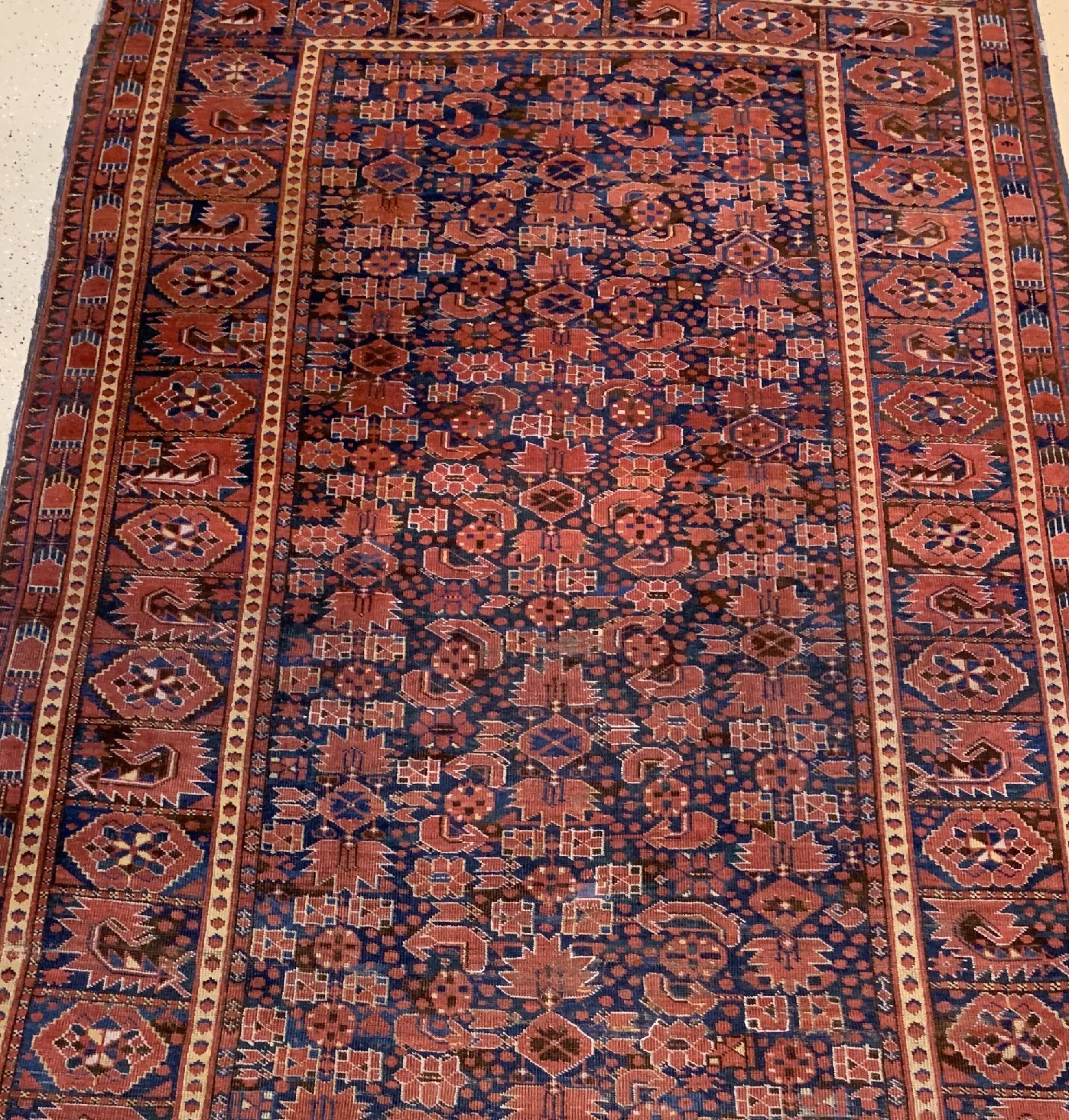 Detail a: Beschir antik, Turkmenistan, Ende 19.Jhd, Wolle geknüpft auf Wolle, ca. 304 x 175 cm, Mittlere Gebrauchsspuren, alte Restaurierungen