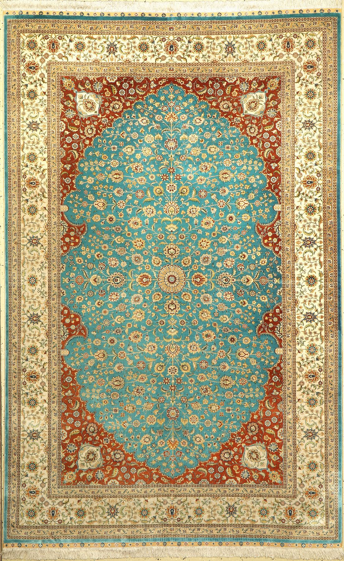 Hereke Seide fein, China, ca. 50 Jahre, reine Naturseide, ca. 243 x 153 cm, guter Zustand