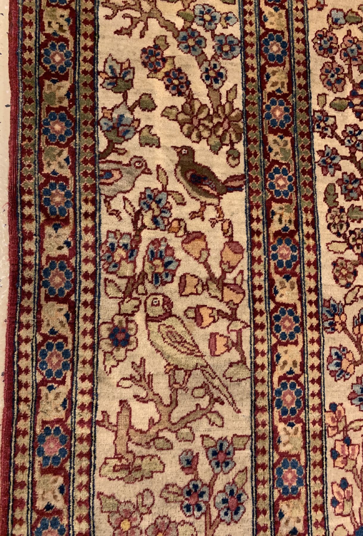 Detail d: Weißgrundiger antiker Teheran (Lebensbaum), Persien, um 1900, Korkwolle geknüpft auf Baumwolle, hochwertiger Teheran mit kunstvollem Lebensbaum, ...