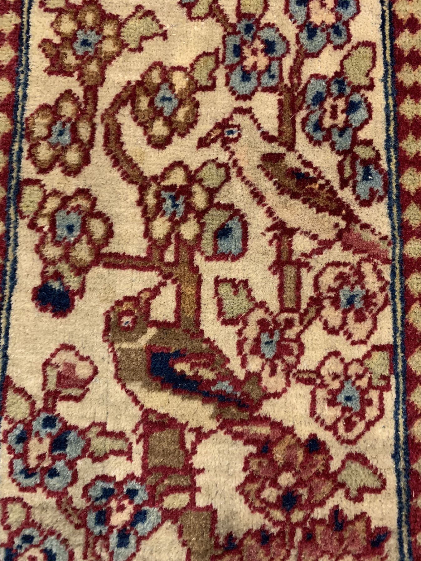 Detail e: Weißgrundiger antiker Teheran (Lebensbaum), Persien, um 1900, Korkwolle geknüpft auf Baumwolle, hochwertiger Teheran mit kunstvollem Lebensbaum, ...