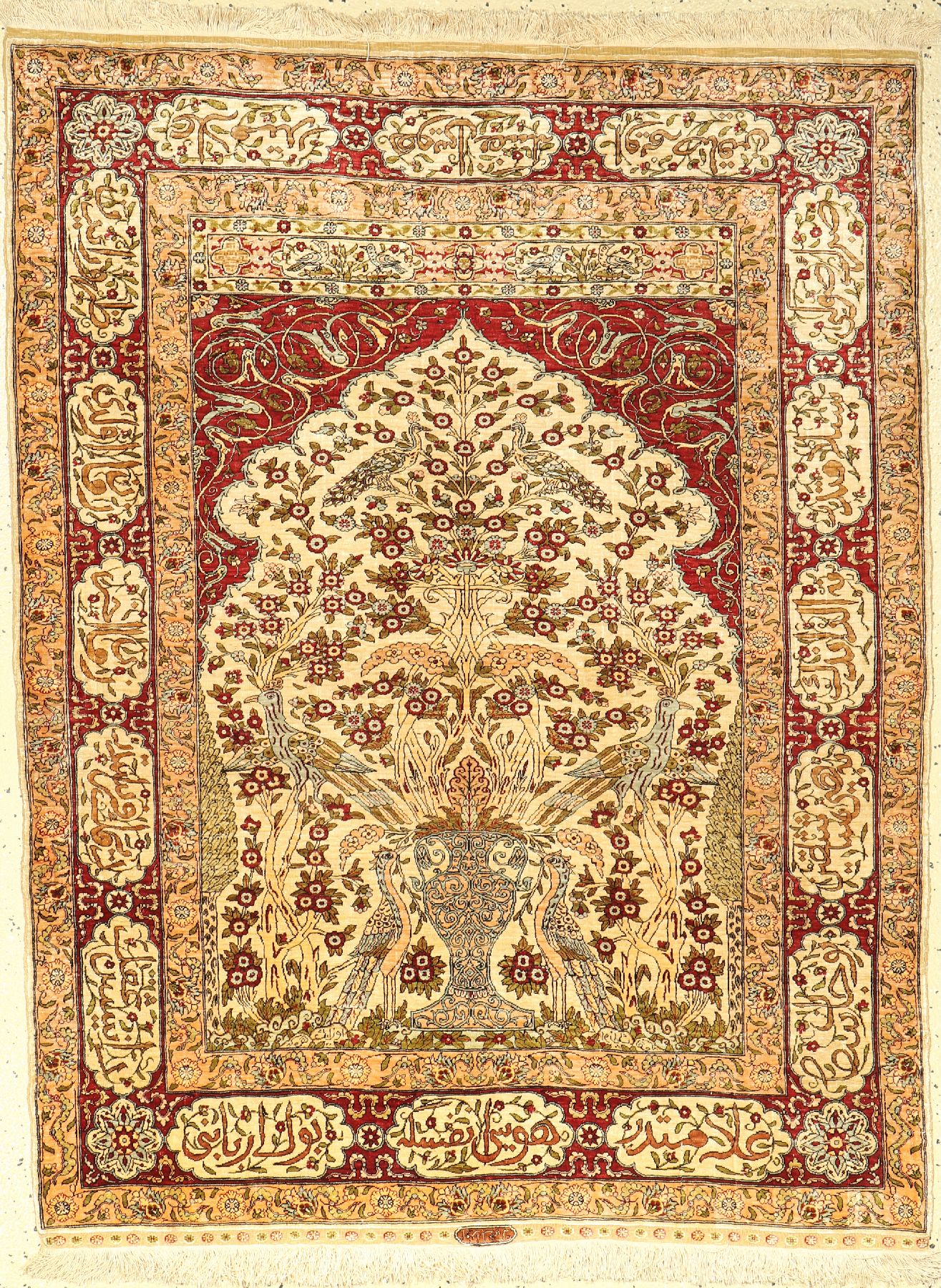 Feiner Seiden Hereke Özipek alt signiert, Türkei, um 1950, reine Naturseide, ca. 136 x 103 cm, EHZ:2(guter Zustand).