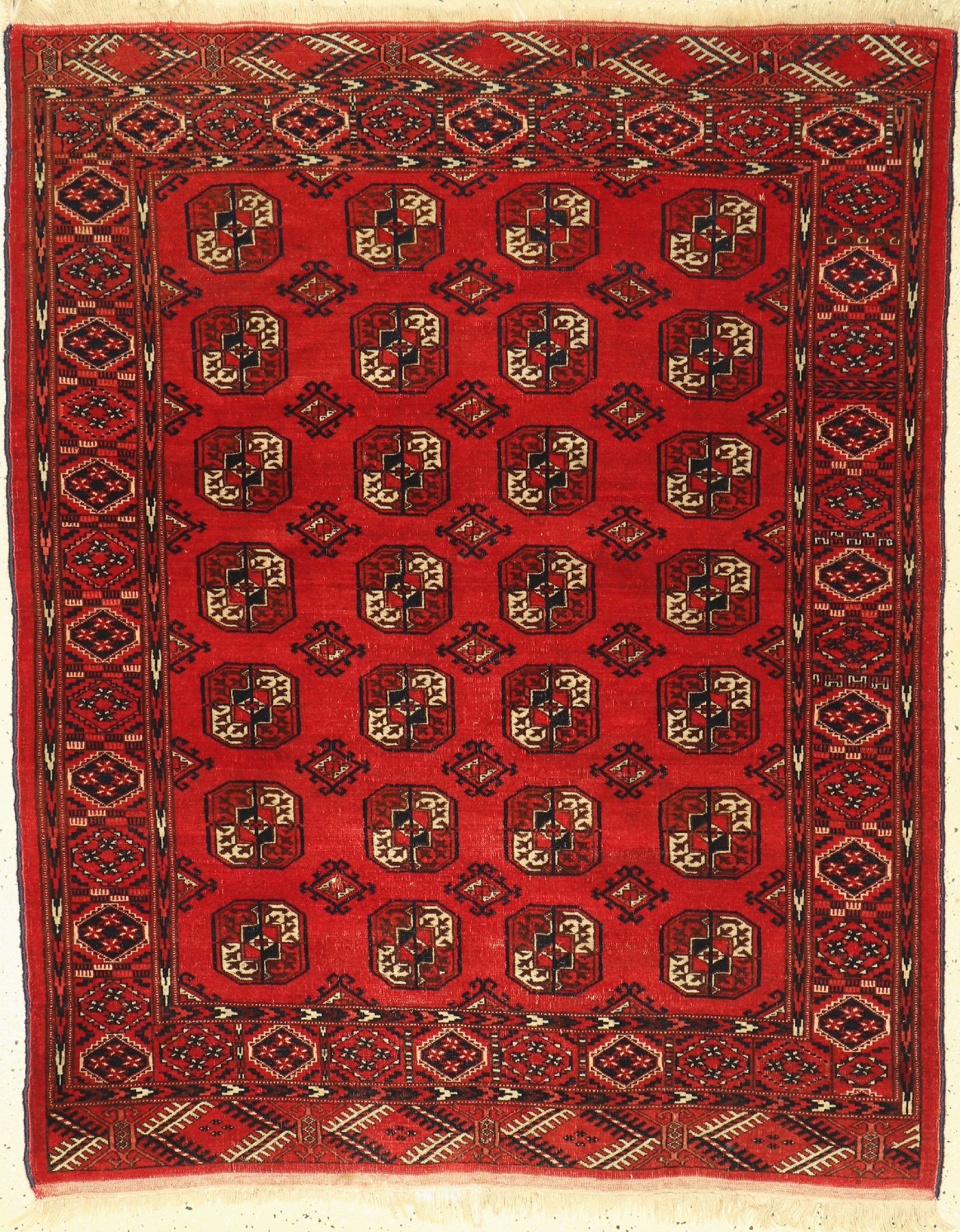 Buchara alt, Turkmenistan, um 1950, Wolle auf Wolle, ca. 150 x 120 cm, Mittlere Gebrauchsspuren, gestopftes Loch