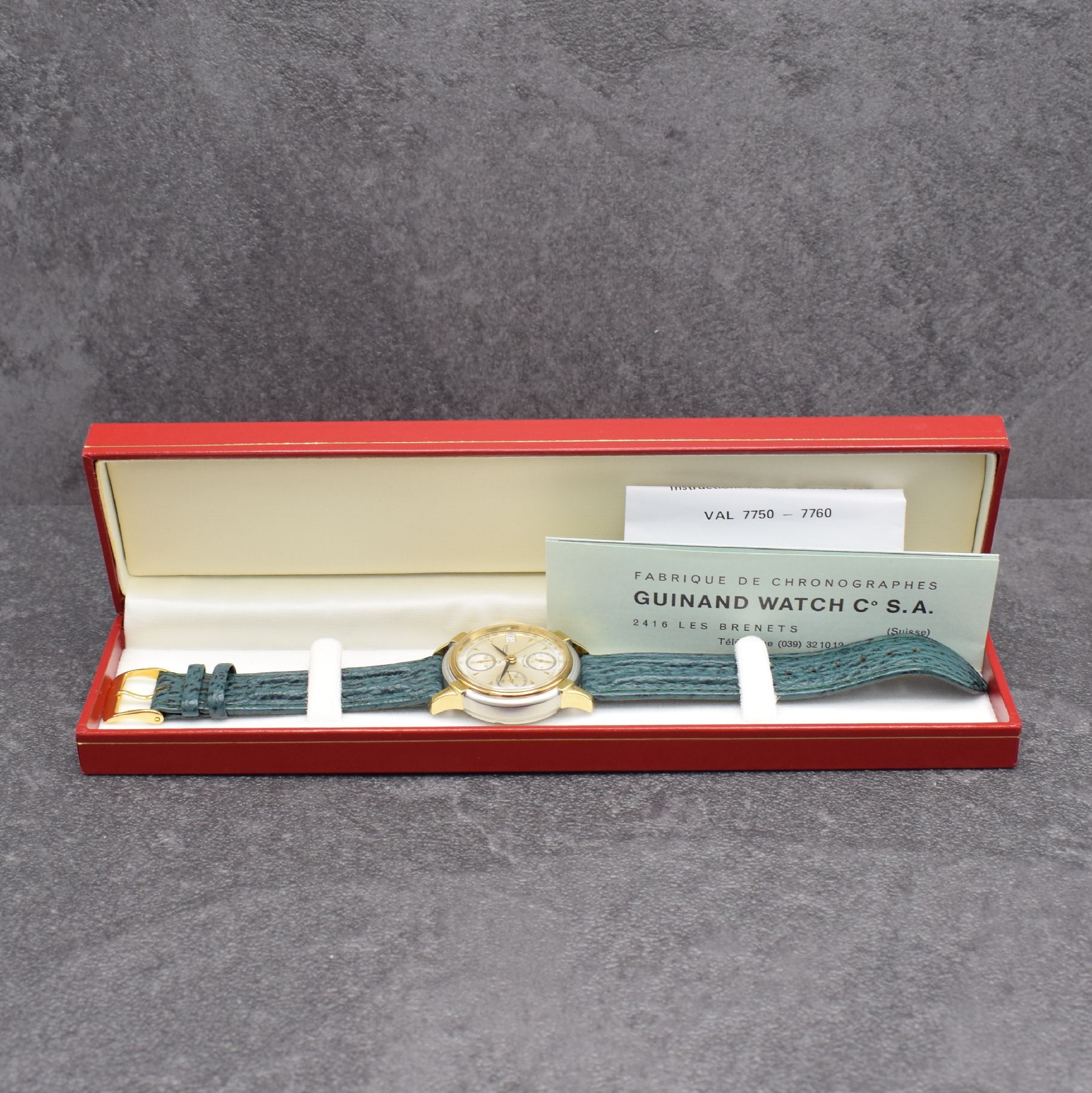Detail e: GUINAND nahezu neuwertiger Armbandchronograph, Schweiz um 1995, Automatik, z. T. verg. Edelstahlgeh. inkl. Lederband m. Dornschl., Boden verschr., ...