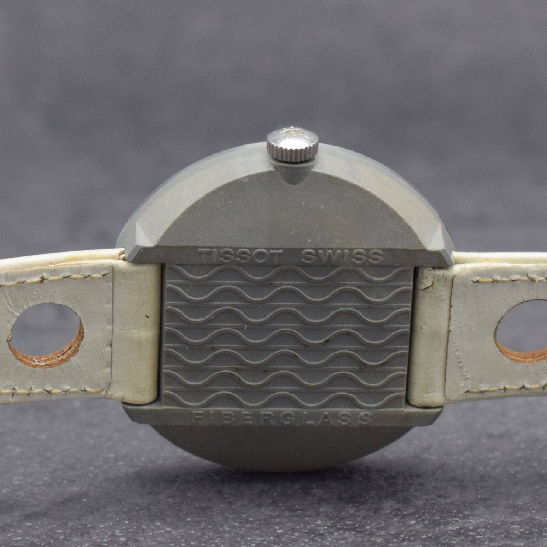 Detail e: TISSOT Sideral Herrenarmbanduhr, Schweiz um 1970, Automatik, Fiberglas-Geh., verchr. Lünette, silb. Zifferbl. m. aufges. Std.-Ind. fl., weiße ...