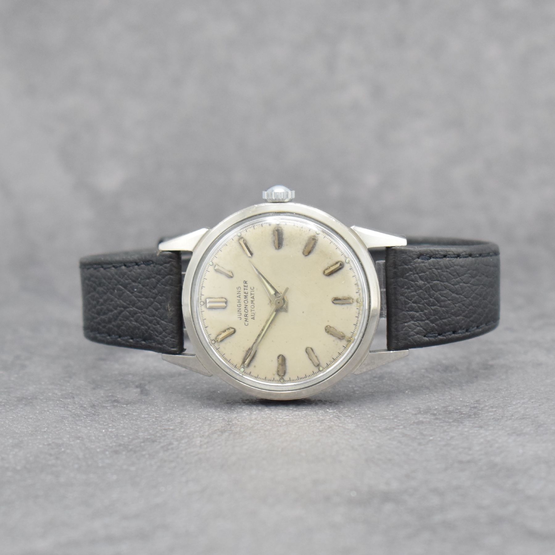 JUNGHANS Chronometer Herrenarmbanduhr in Stahl, Deutschland um 1960, Automatik, Boden aufgedr., Junghans Lederband, silb. Zifferbl. pat., silb. Ind., ...