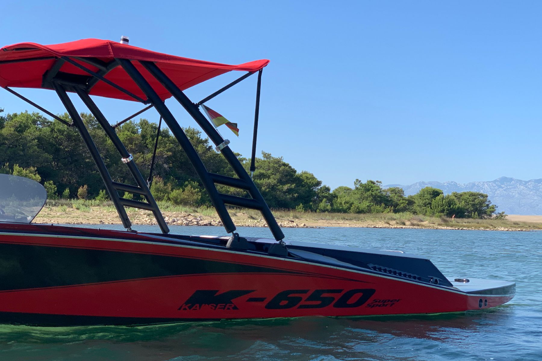 Detail d: KAISERBOOT K650 SUPER SPORT JETBOOT inkl. Custom Trailer, Es handelt sich um ein absolutes Einzelstück. Diese Ausführungen des Rumpfes/Aufbau gibt ...