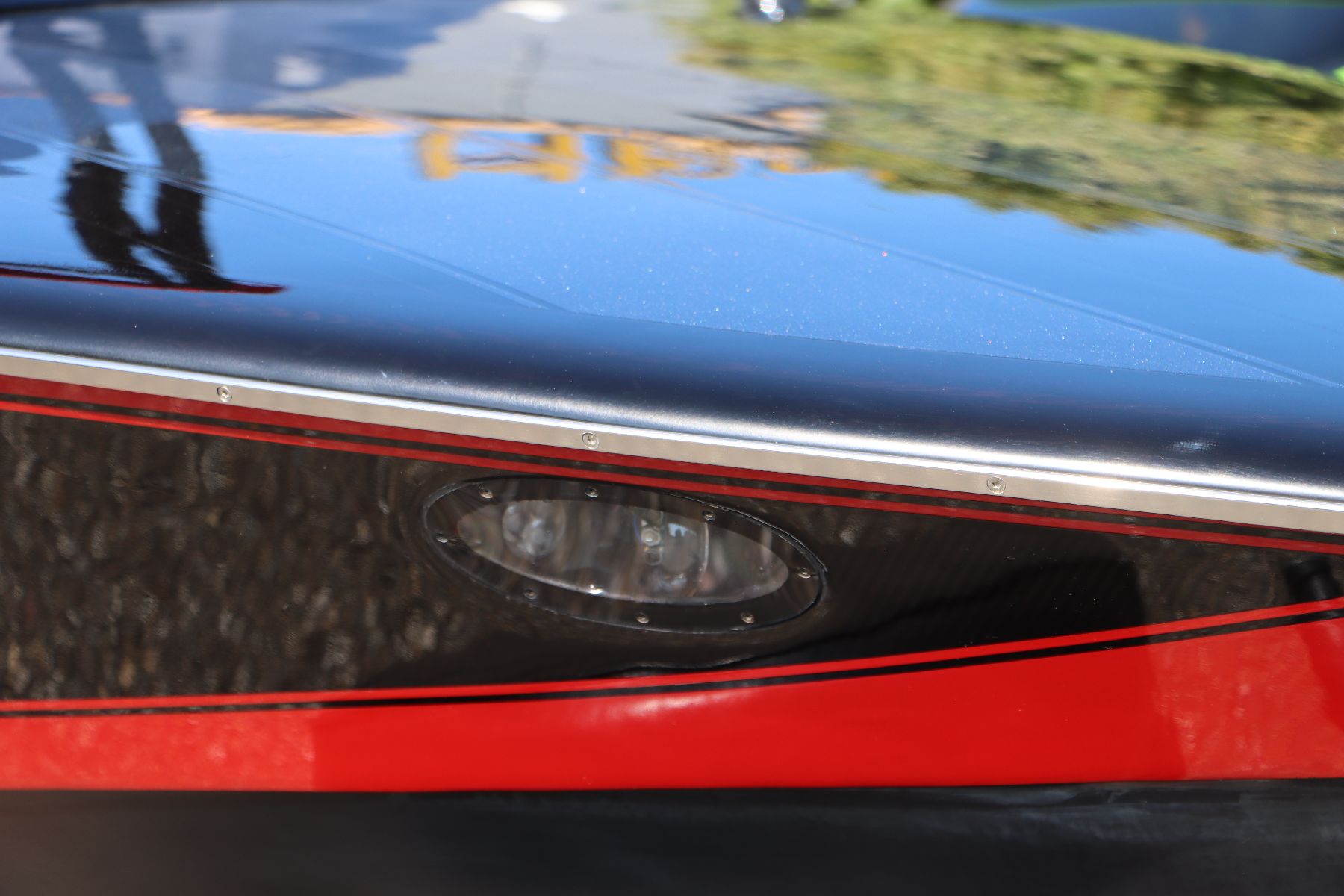 Detail n: KAISERBOOT K650 SUPER SPORT JETBOOT inkl. Custom Trailer, Es handelt sich um ein absolutes Einzelstück. Diese Ausführungen des Rumpfes/Aufbau gibt ...
