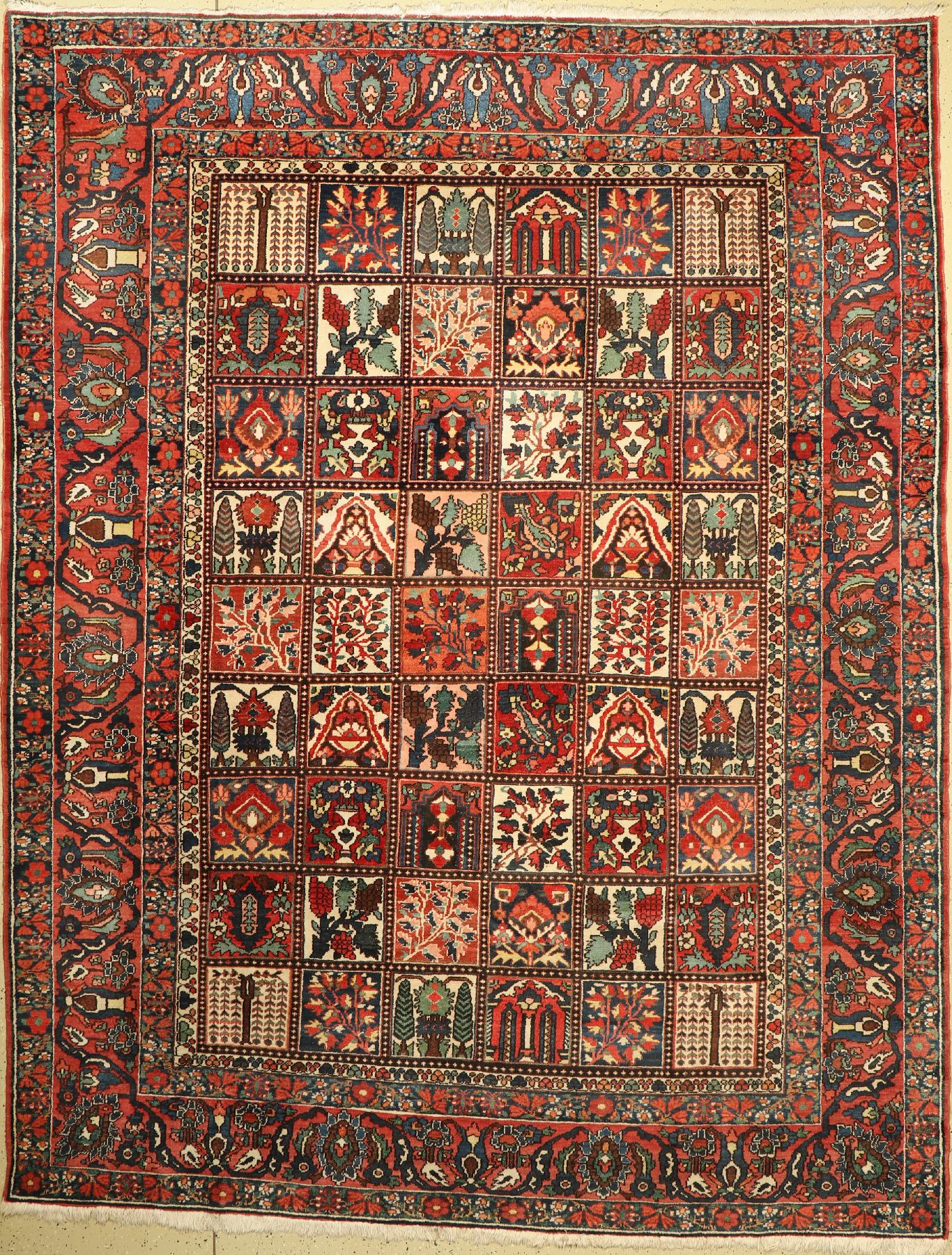 Bachtiar alt, Persien, um 1940, Wolle auf Baumwolle, ca. 355 x 277 cm, guter Zustand