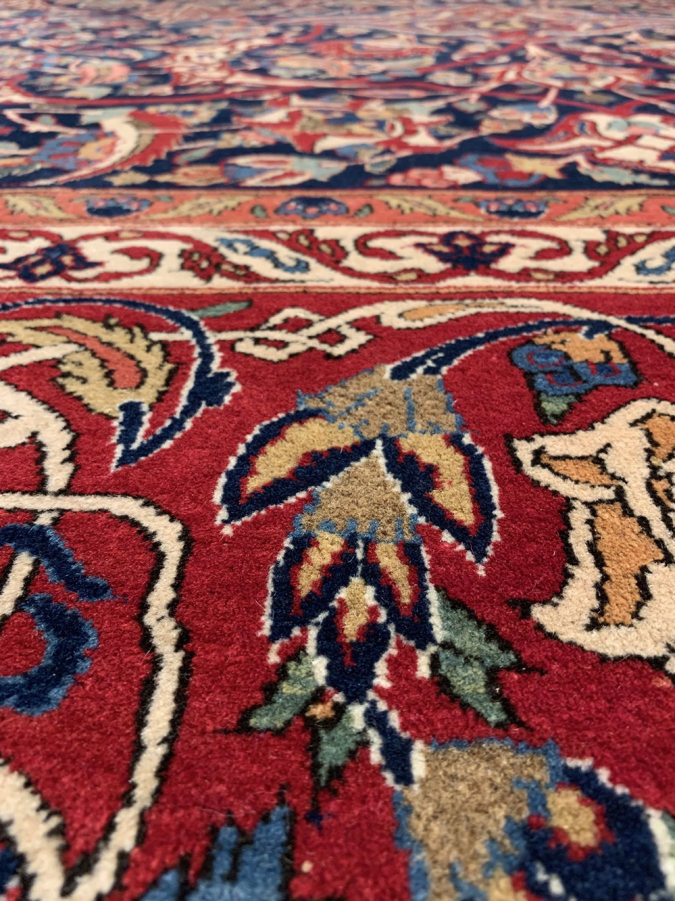 Detail b: Feiner Keschan Kork, Persien, um 1920/1930 Korkwolle geknüpft auf Baumwolle, ausgefallenes Muster, ca. 400 x 280cm, EHZ:2(guter Zustand)