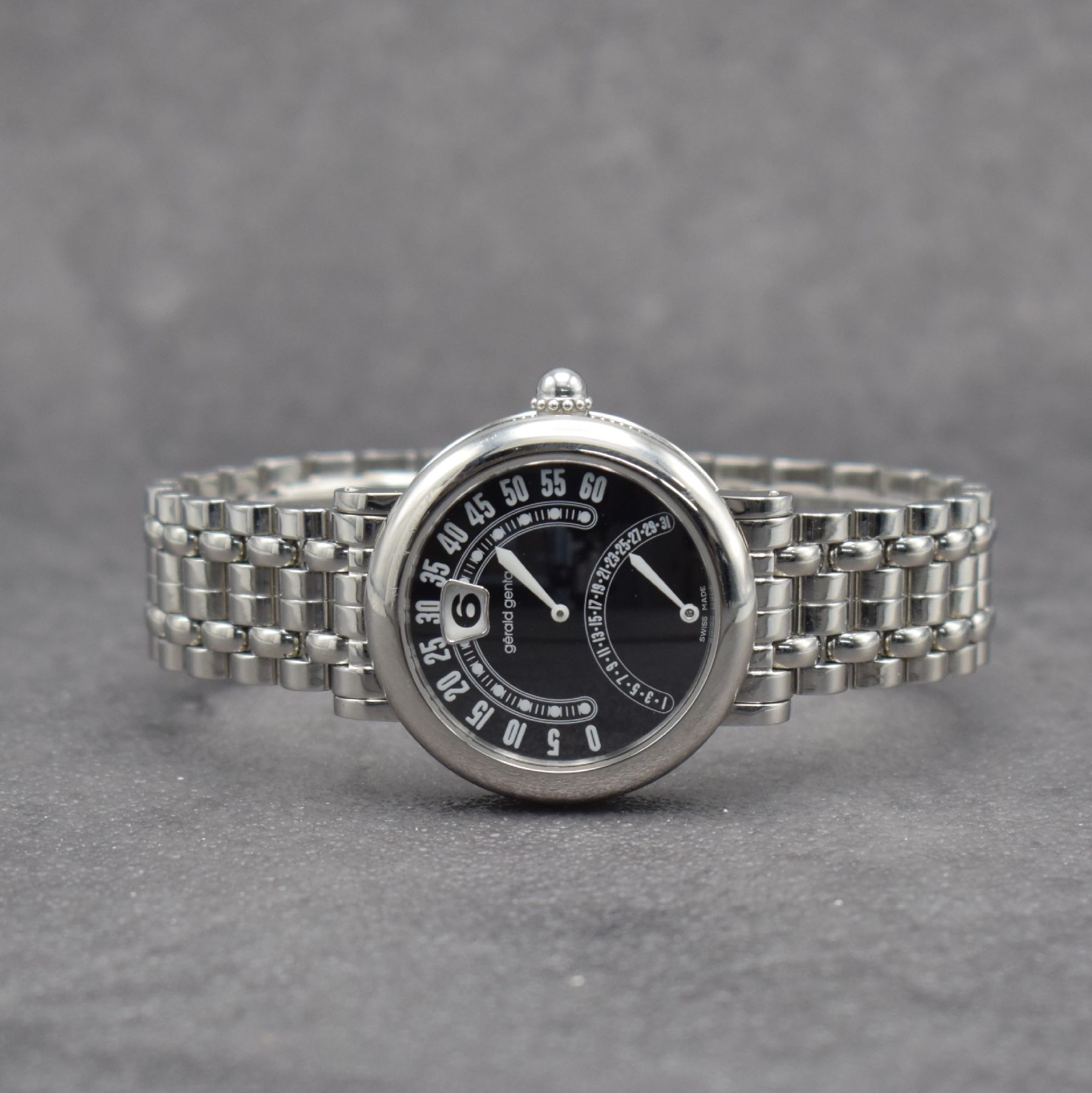 GERALD GENTA Herrenarmbanduhr Retro in Edelstahl Referenz G3714, Schweiz um 2000, Automatik, Boden 6-fach verschr., orig. Gliederband m. Faltschl., ...