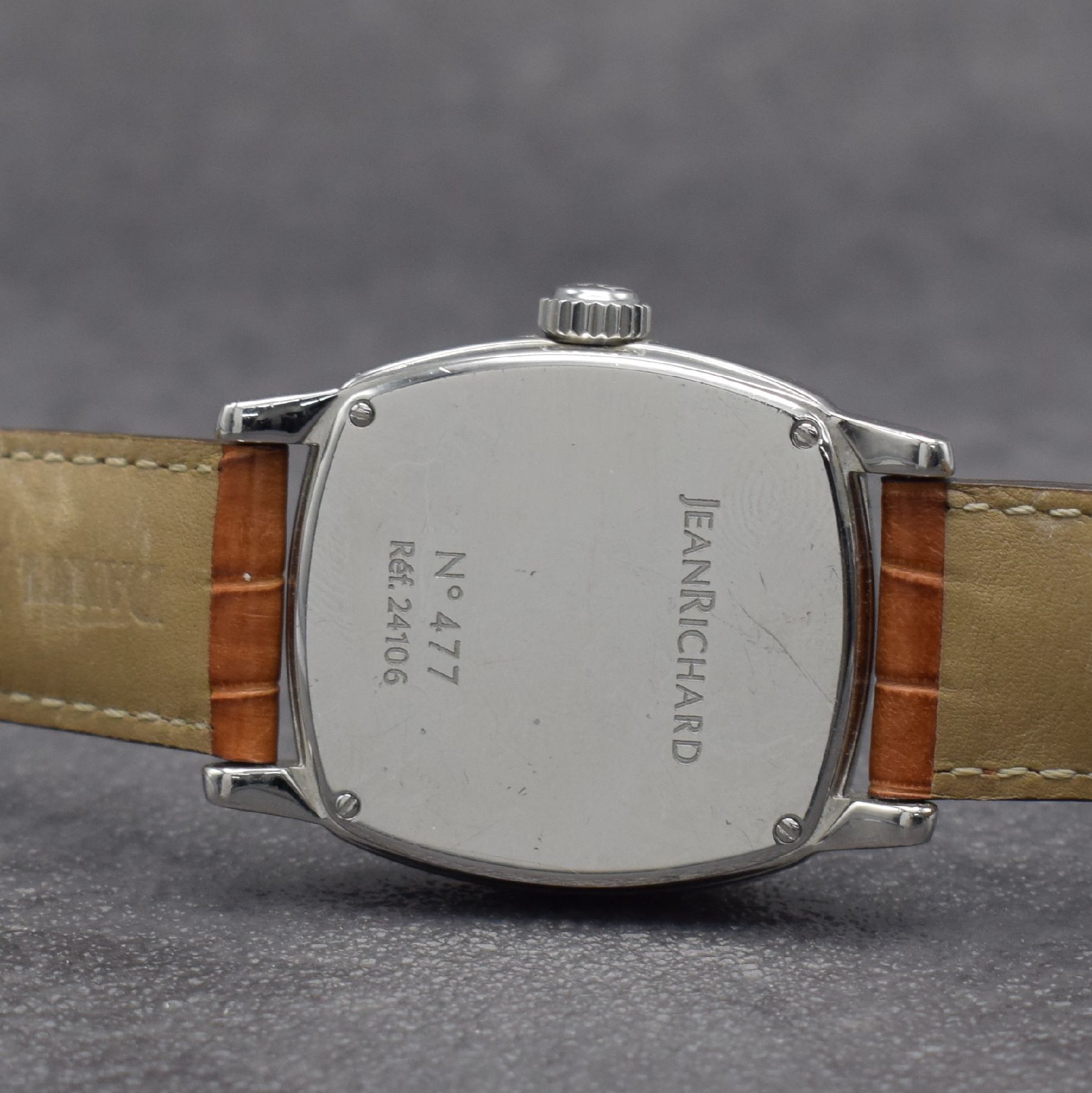 Detail d: Daniel JeanRichard Herrenarmbanduhr TV Screen Referenz 24106, Automatik, Schweiz um 2003, Edelstahlgeh. inkl. orig. Lederband m. orig. Dornschl., ...
