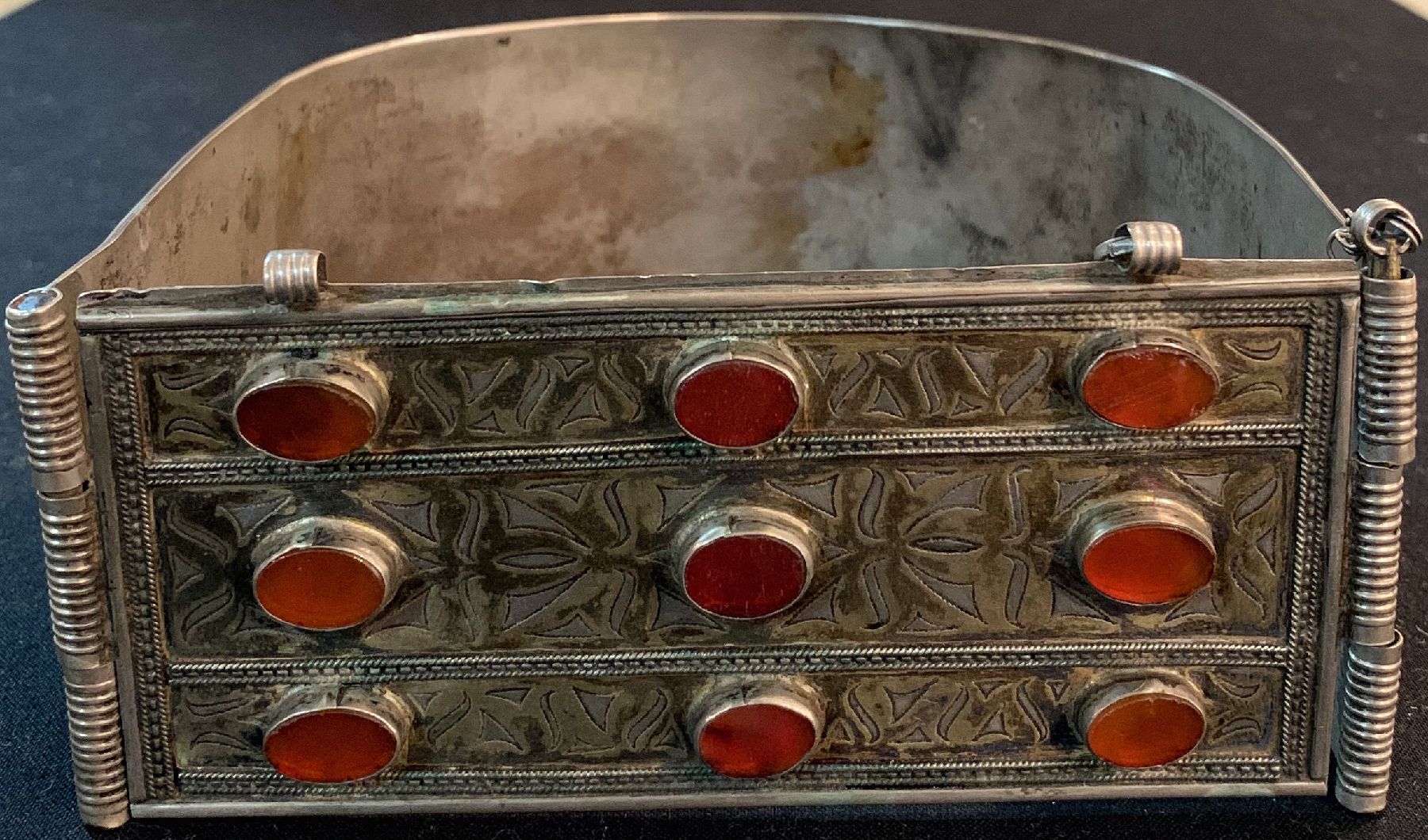 Tekke Halsreif(Bukau),antik,Turkmenistan, um 1900, Silber,Teilvergoldet,Karneole, ca. 16 x 15 cm, guter Zustand