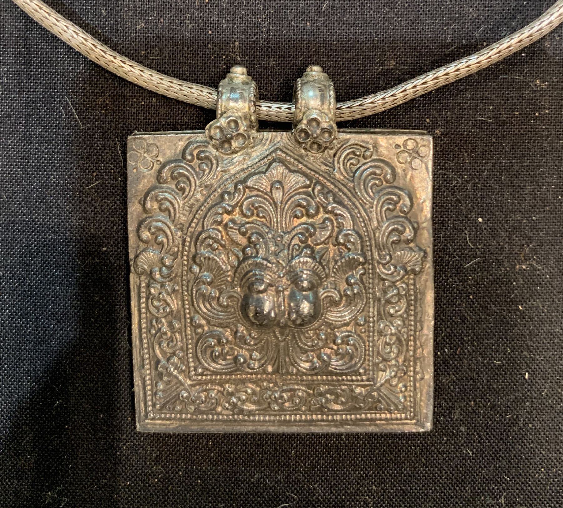 Detail a: Zwei Anhänger antik, Ladakh, um 1920, Silber, guter Zustand