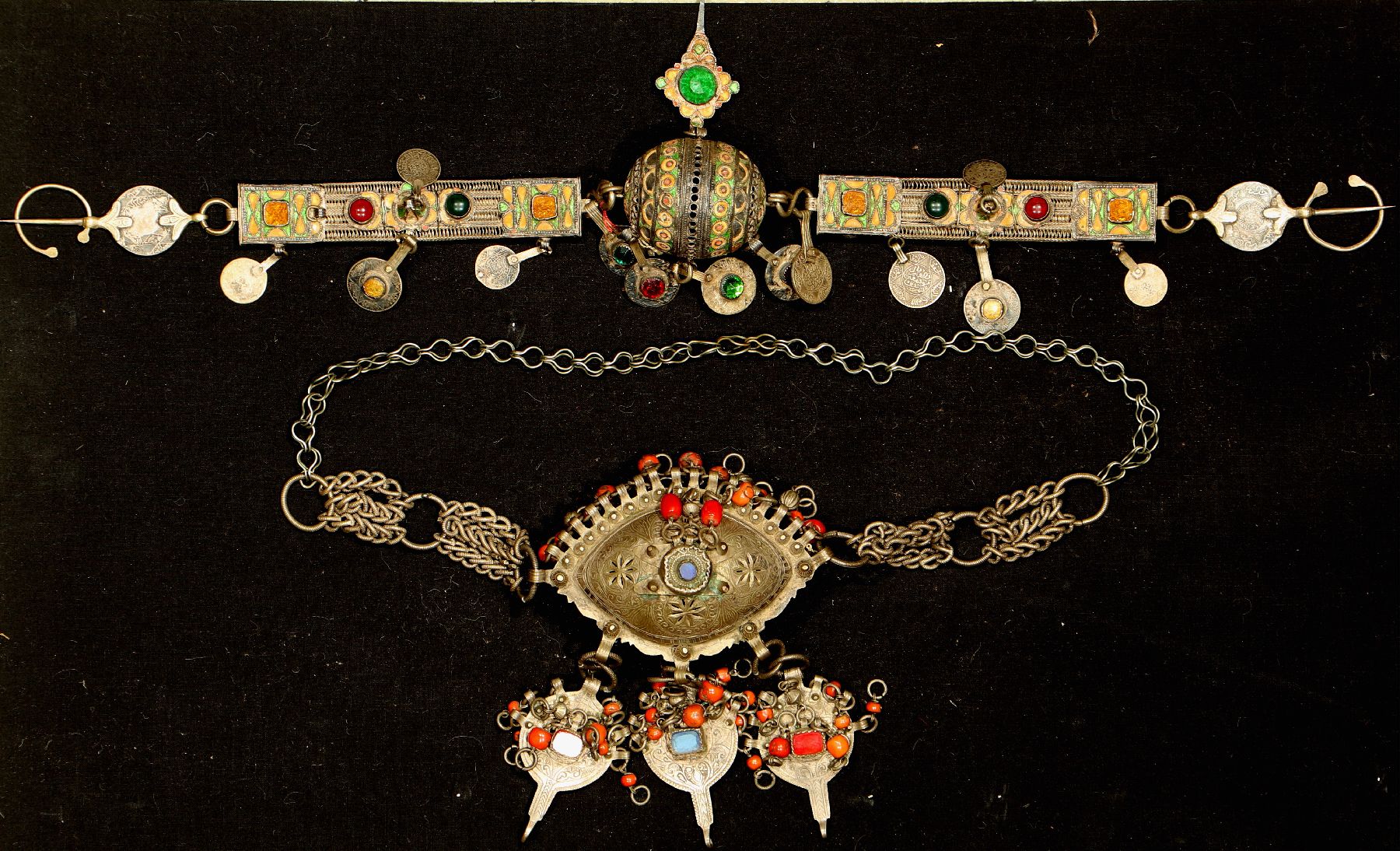 2lots Berber Schmuck antik, Marokko, um 1900, Silber mit Glassteinen, guter Zustand