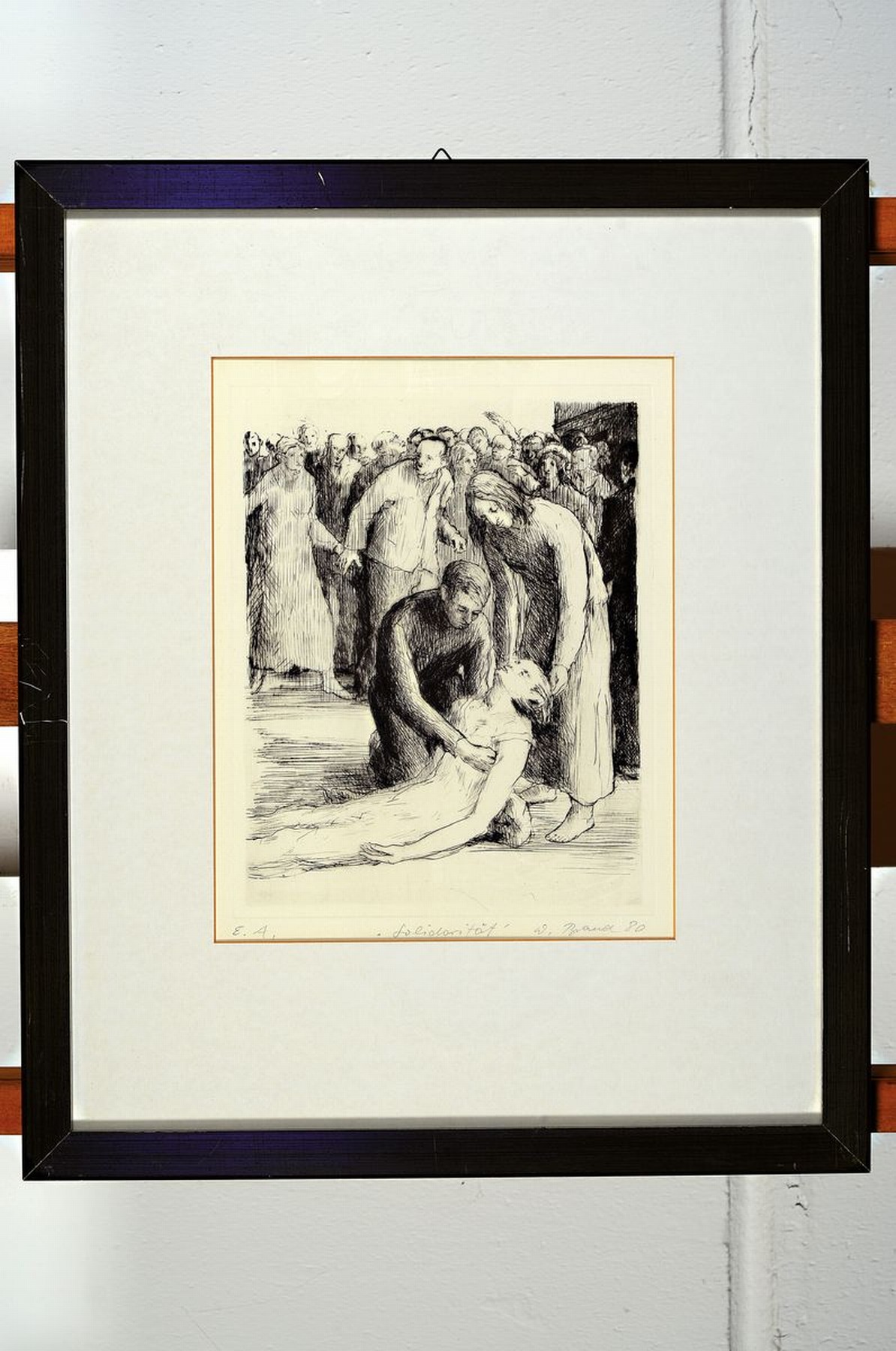 Detail l: Werner Brand, 1933-2021, 2 Radierungen: 1x Solidarität, bez. e.a., signiert, betitelt und dat. 80, ca. 26x20cm, PP, u.Gl., R. ca. 50x41cm, 1x ...