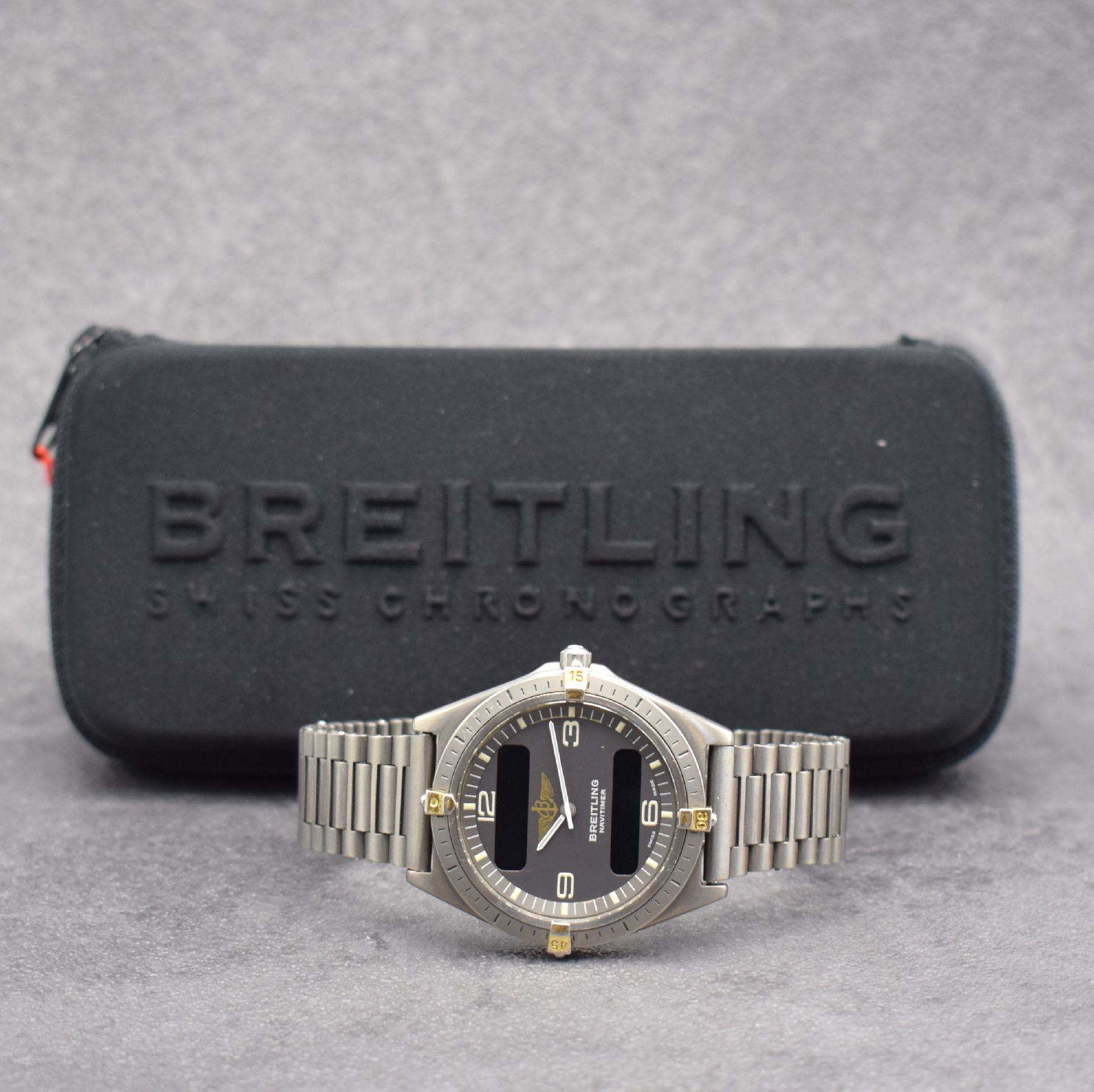 Detail g: BREITLING Herrenarmbanduhr Navitimer Aerospace mit Multifunktionsanzeige, Schweiz um 1995, Ref. 80360, Titangeh. inkl. Gliederband m. Faltschl., ...