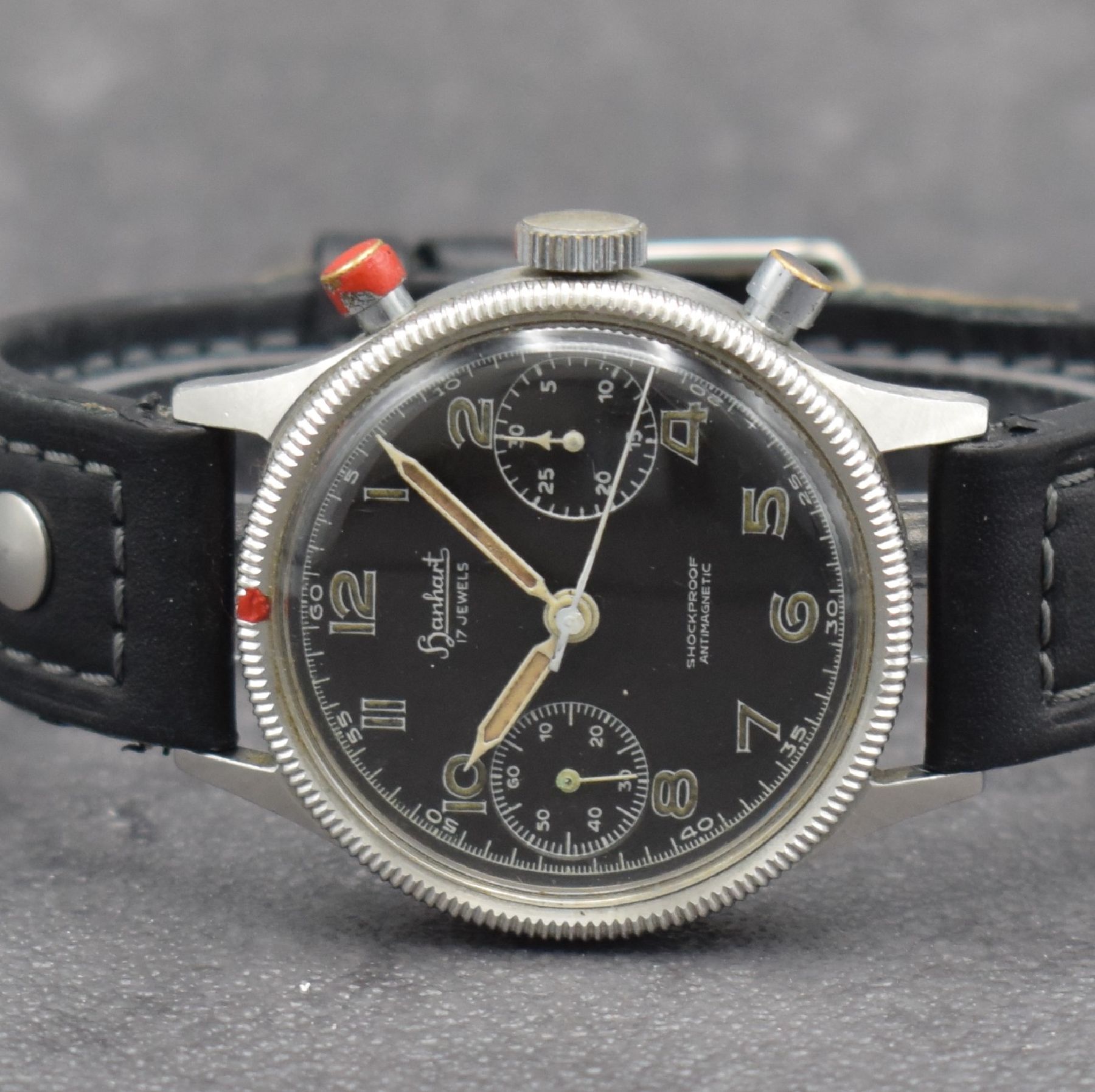 Detail a: HANHART Flyback Fliegerchronograph der Bundeswehr Type 417, Deutschland um 1960, Handaufzug, Stahl-Geh. mit Vers.-Nr. 6645- 12-120-4858, geriffelte ...