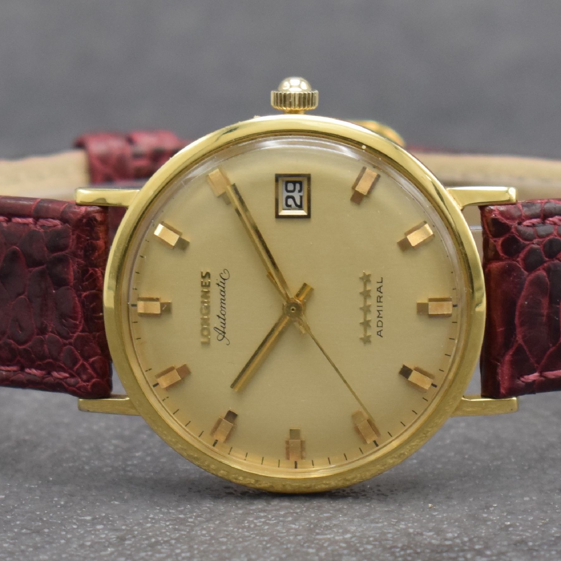 Detail a: LONGINES-WITTNAUER Herrenarmbanduhr Admiral 5 -Stars Referenz 69-610AA in GG 750/000, Automatik, Schweiz/USA um 1967, Monocoque- Geh., verg. orig. ...