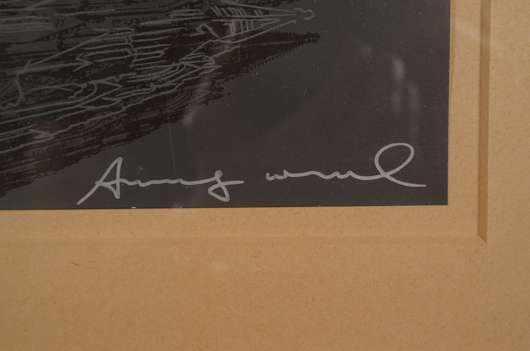 Detail a: Andy Warhol, 1928-1987, Der Kölner Dom, die vier Dome, vier Farbserigraphien, eine handsigniert, je ca. 20.5x15cm, in einem PP, u.Gl., R. ca. ...