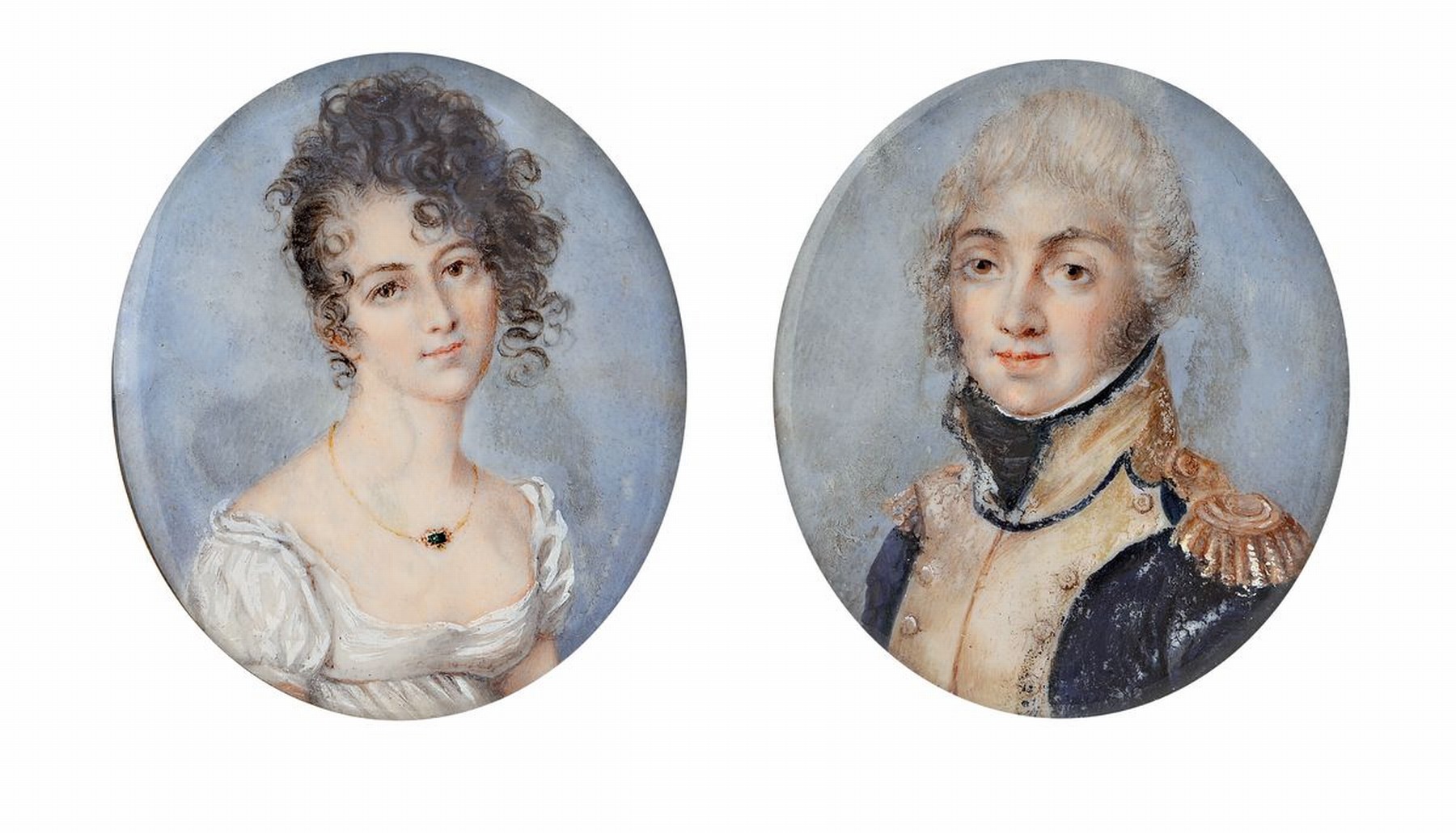 Zwei Miniaturmalereien, wohl Frankreich, um 1780-1810, Gouachemalerei auf Elfenbein, Edelmann und Dame im weißen Kleid, rückseitig mit Monogramm, ...