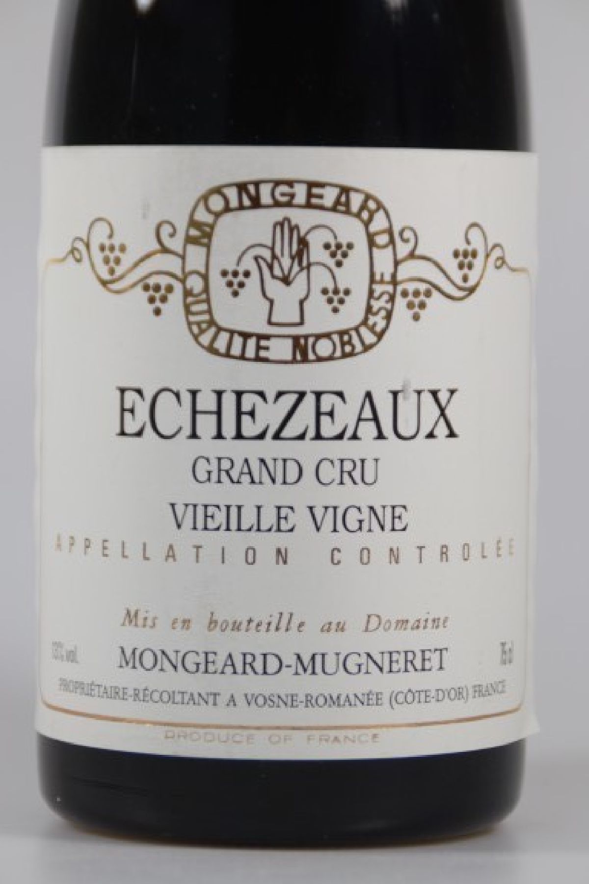 Detail a: 1 Flasche 1988 Echezeaux, Grand Cru vieille vigne, Domaine Mongeard-Mugneret a Vosne- Romanée, Cote d'Or, 750ml, into neck