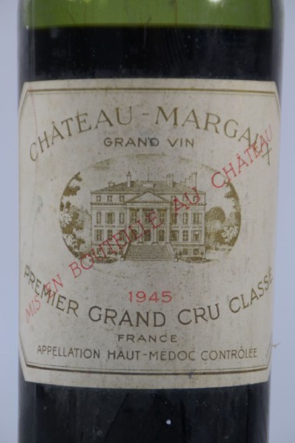 Detail a: 1 Flasche Chateau Margaux 1945, Grand Vin, premier grand Cru Classe, Haut-Medoc, 75cl, below shoulder
