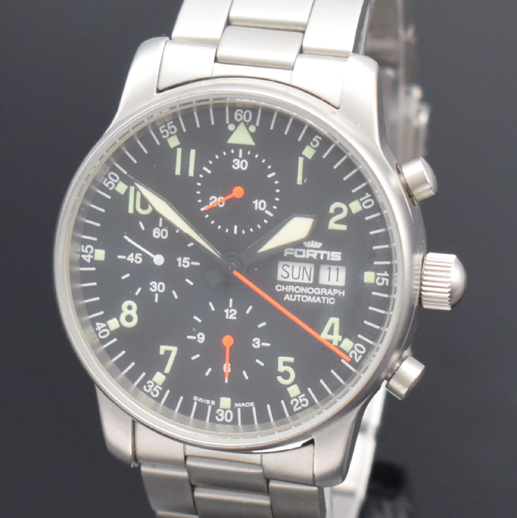 Detail c: FORTIS Herrenarmbanduhr mit Chronograph, Schweiz um 1995, Automatik, beids. vergl. Gehäuse, Boden geschr., Gliederband m. Faltschl., schwarzes ...