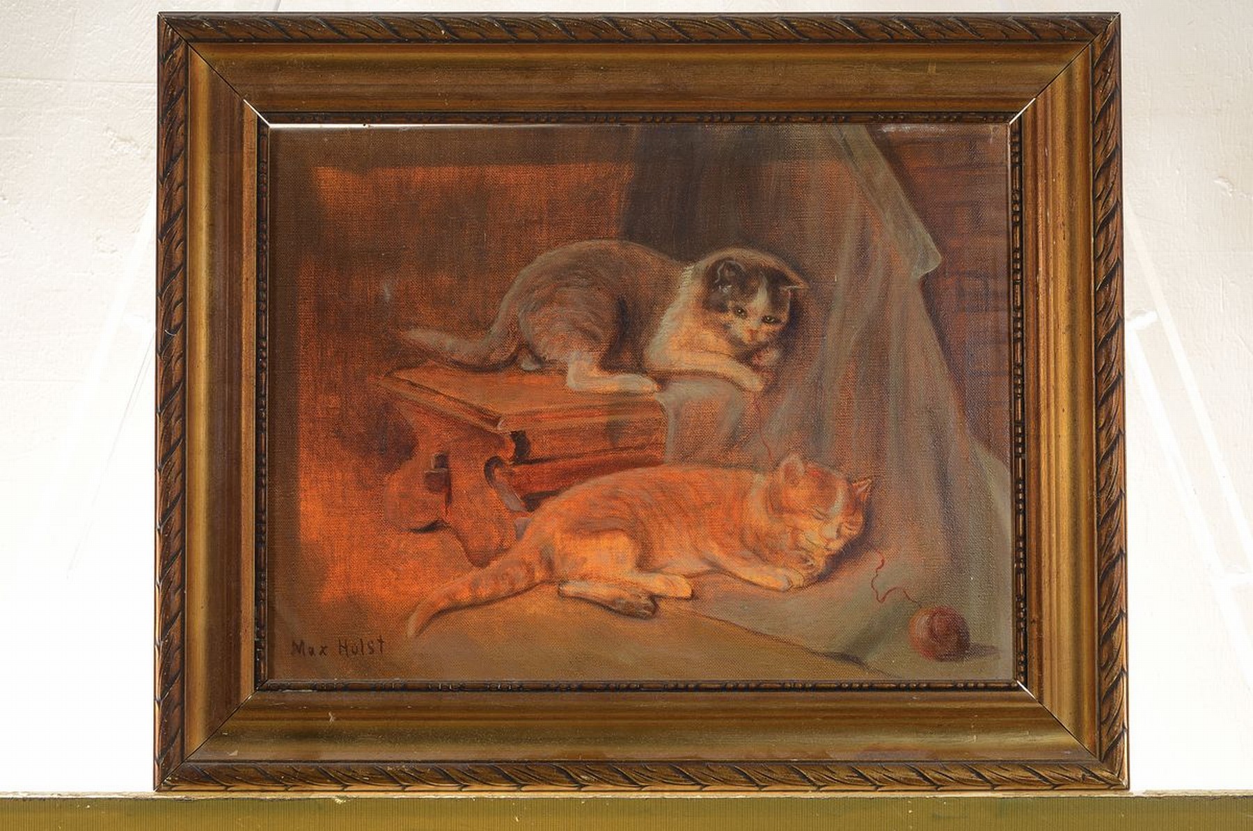 Detail k: Max Holst, Künstler des 20.Jh., Bildnis zweier Katzen in bäuerlichem Interior, links unten signiert, Öl/Lwd, ca. 30x40/41x50 cm
