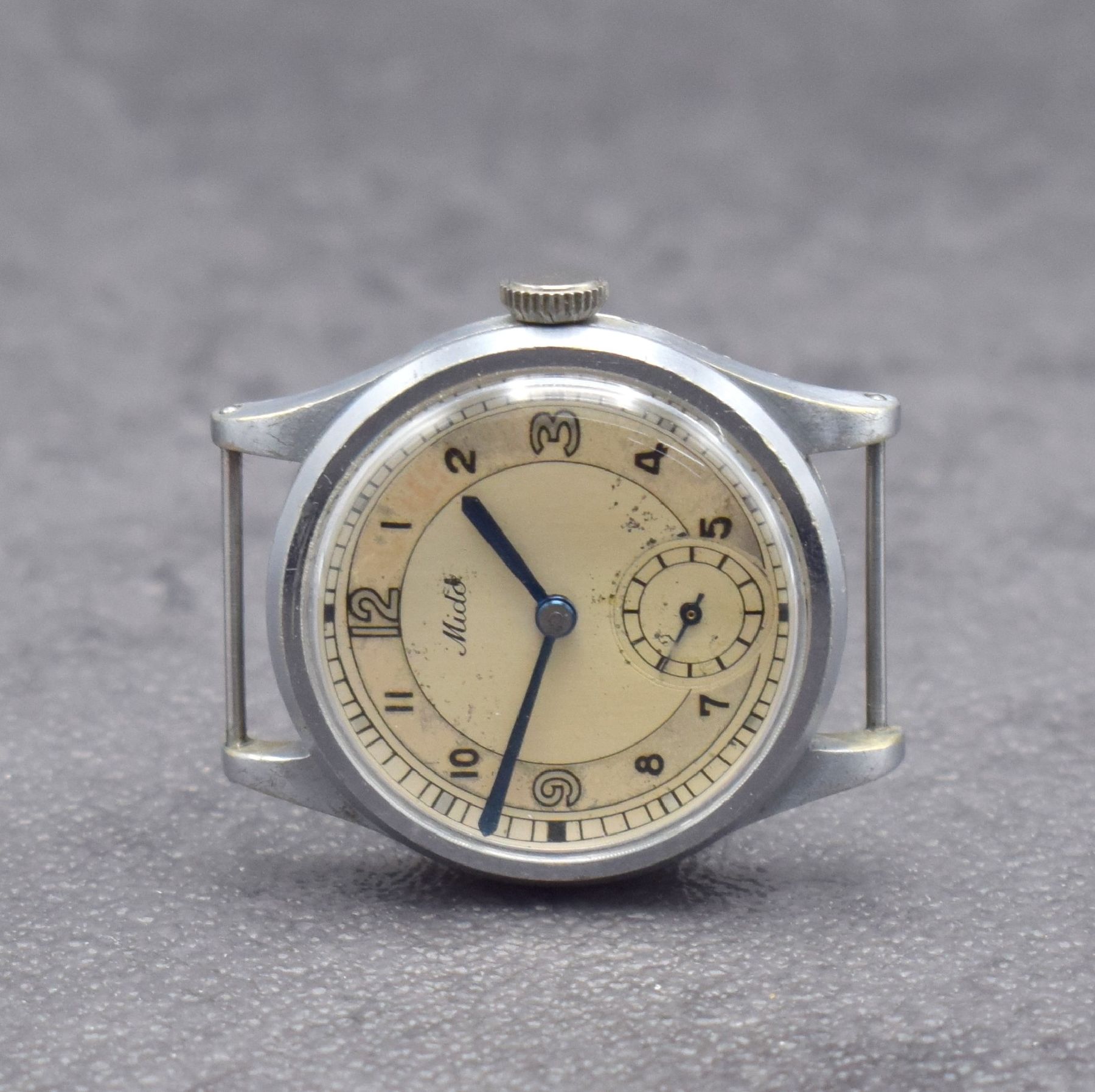 Detail a: Konvolut 4 Armbanduhren, 2 x Revue-Sport, 1 x Mido, 1 x Rotary, alle Schweiz um 1940/50, Revue 1 x Geh. verschr., 1 x Boden aufgedr.,, silb. ...