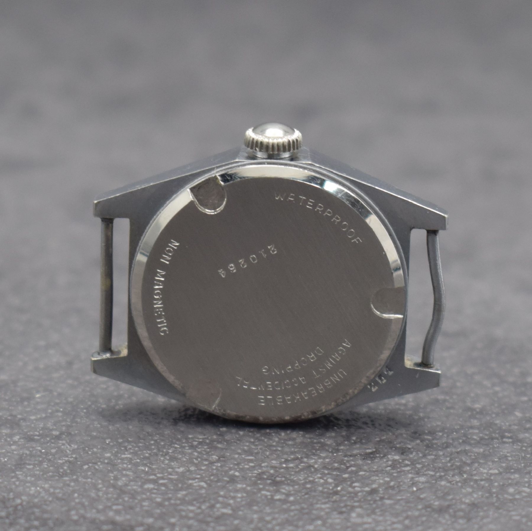 Detail k: Konvolut 4 Armbanduhren, 2 x Revue-Sport, 1 x Mido, 1 x Rotary, alle Schweiz um 1940/50, Revue 1 x Geh. verschr., 1 x Boden aufgedr.,, silb. ...