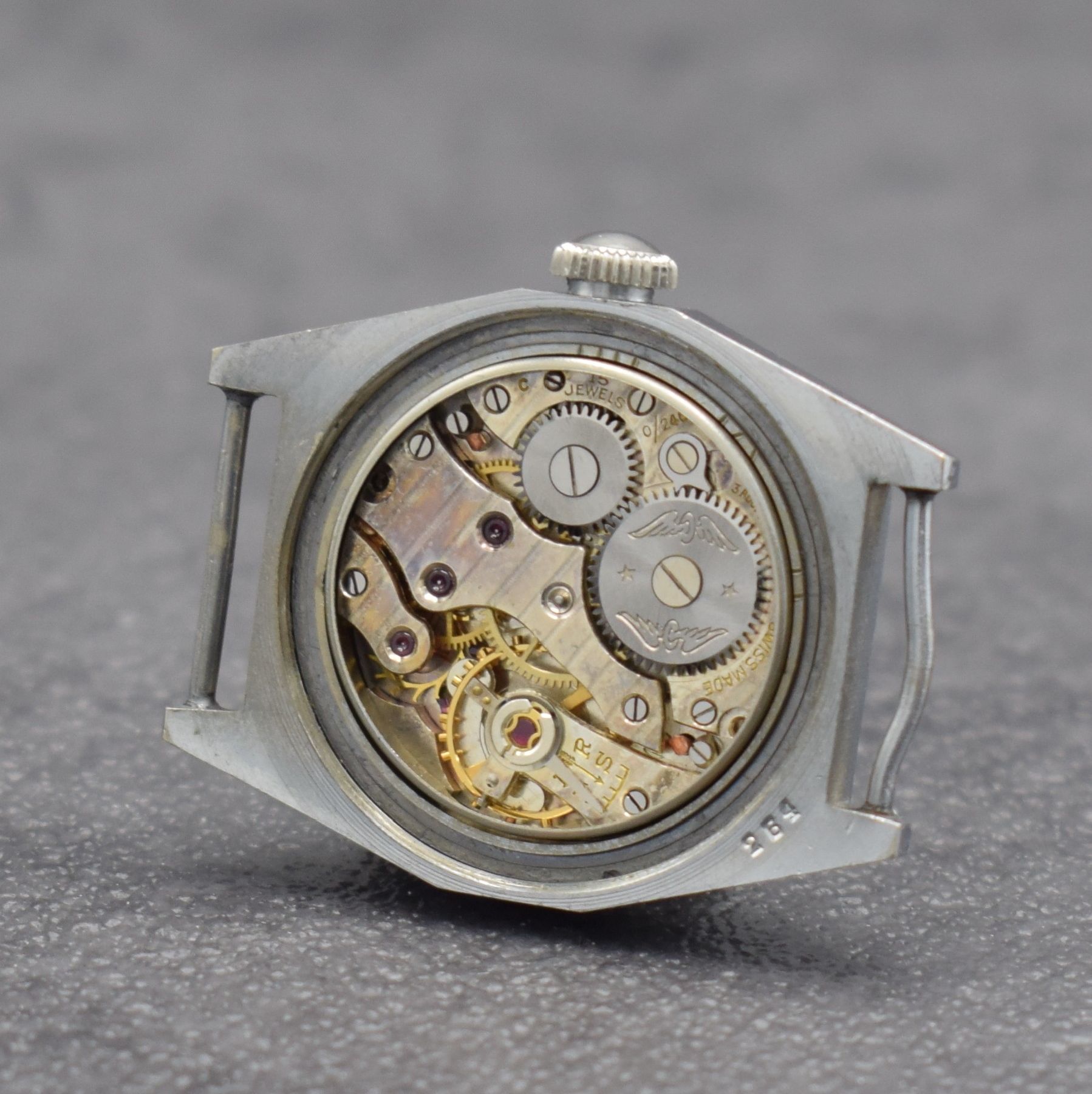Detail l: Konvolut 4 Armbanduhren, 2 x Revue-Sport, 1 x Mido, 1 x Rotary, alle Schweiz um 1940/50, Revue 1 x Geh. verschr., 1 x Boden aufgedr.,, silb. ...