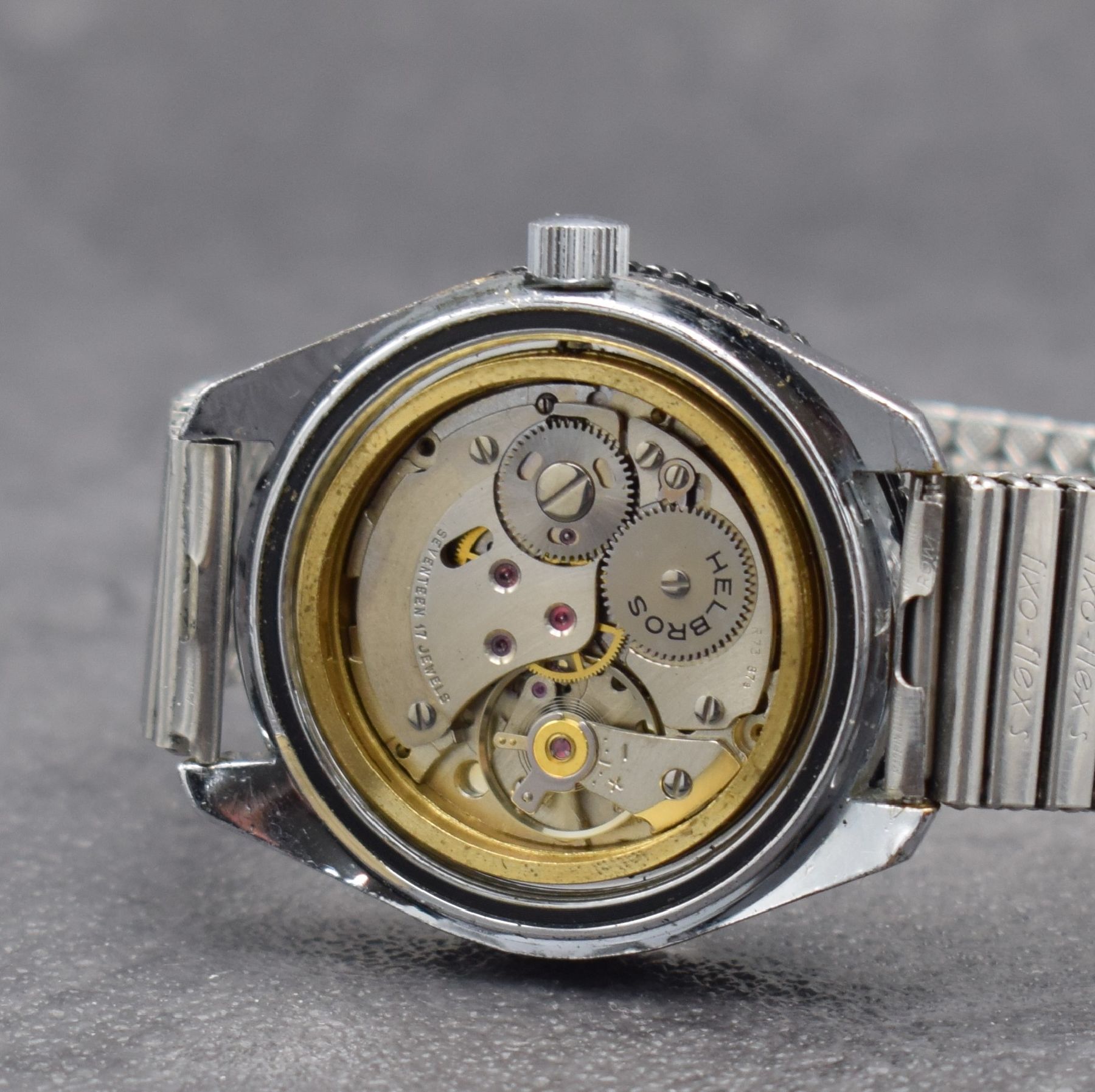 Detail d: Konvolut 3 Armbanduhren, alle Schweiz/Deutschland um 1970, alle in verchr. Metallgeh. m. Edelstahlböden, 1 x America Digital, Automatik, digitale ...