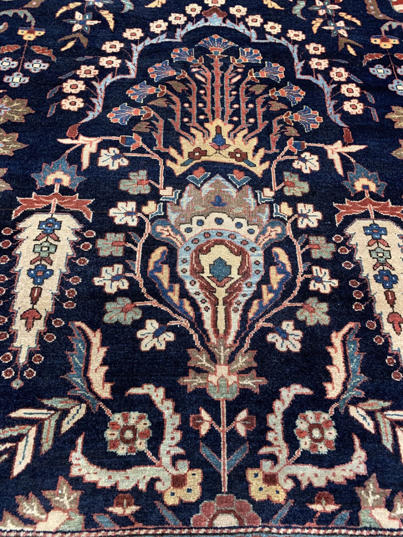 Detail b: Antiker feiner Farahan, Persien, Ende 19 Jhd, Korkwolle geknüpft auf Baumwolle, ca. 366 x 261 cm, EHZ: 2-3