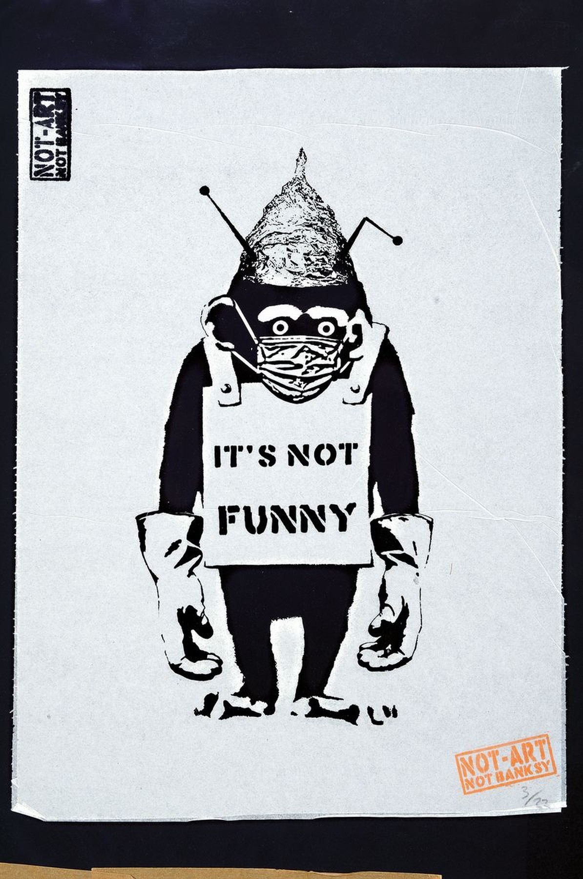 Detail k: Banksy Not Banksy, It´s not Funny", Siebdruck auf sehr dünnem Gewebe, num. 3/33, falten&knicke zusehen, ca. 50x36 cm