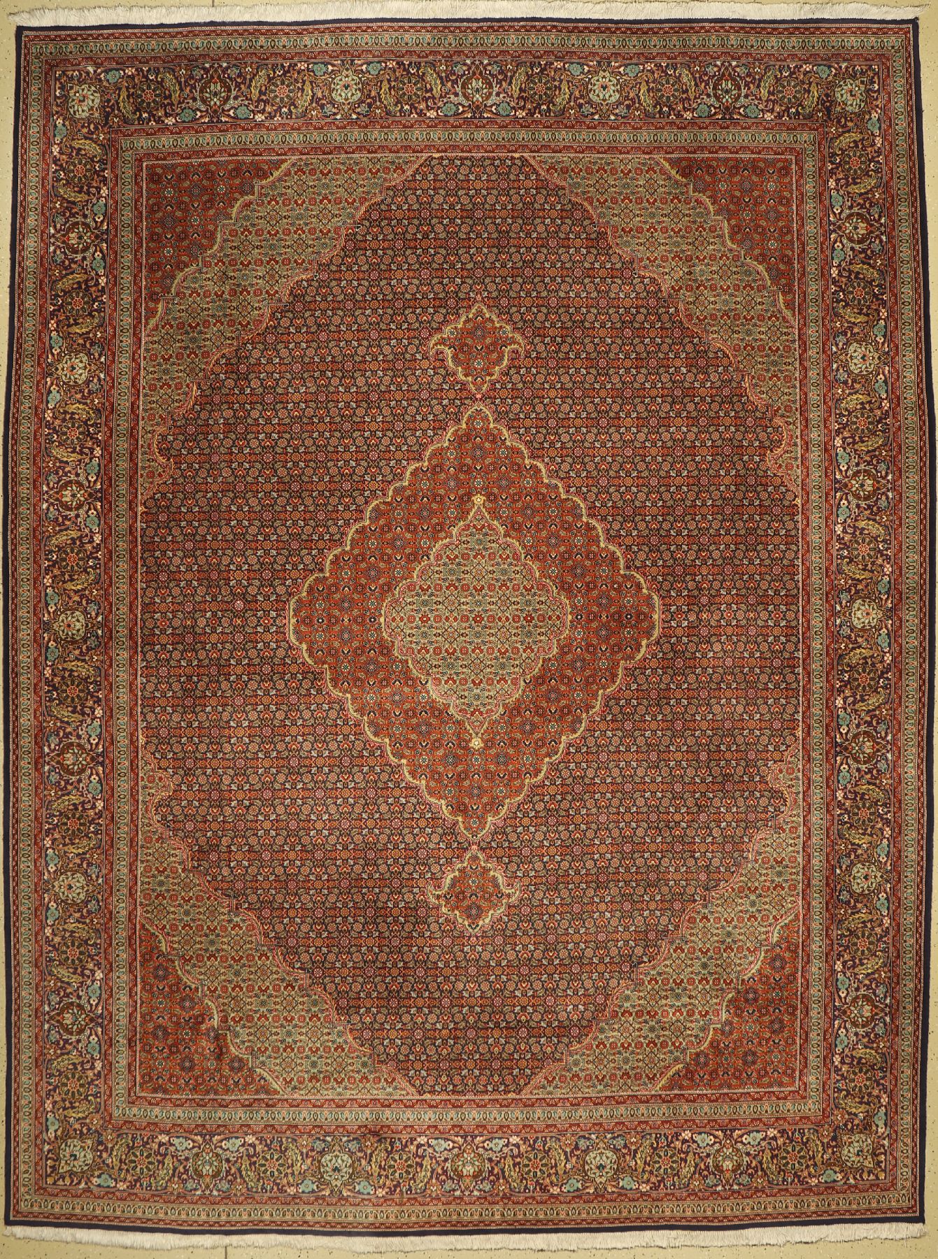 Täbriz fein, Persien, ca. 60 Jahre, Korkwolle, ca. 400 x 303 cm, EHZ: 2