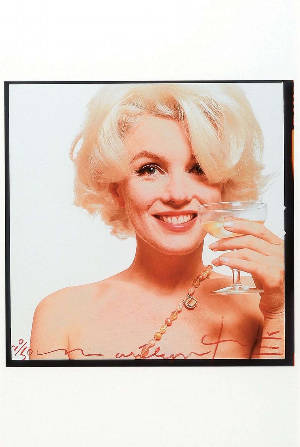 Bert Stern, 1929-2013, "Marilyn with Champagne", Fotografie auf dickem mattem Fotopapier, Drucktechnik: hochwertiger Iris-Print, handsign., ...