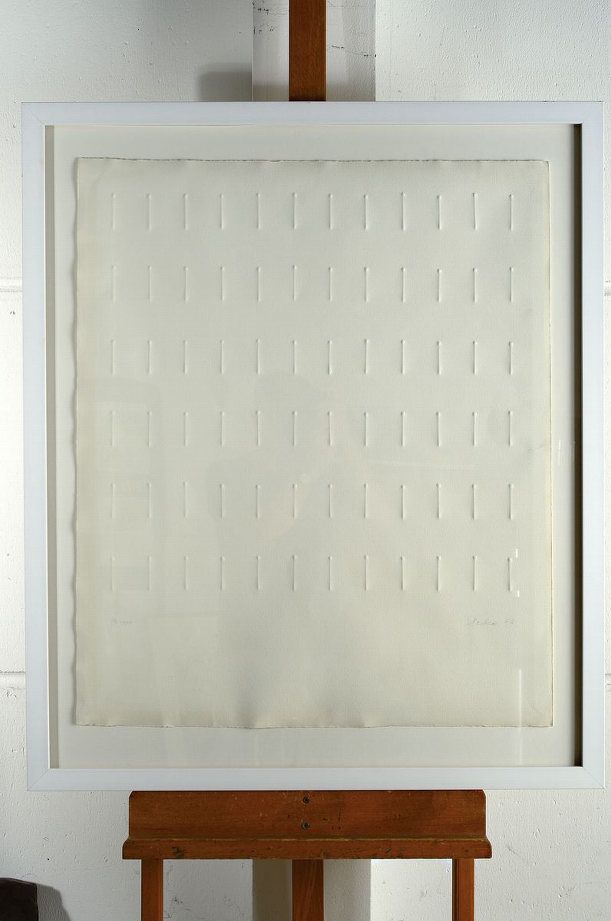 Detail l: Günther Uecker, geb. 1930, "parallele Reihung", Prägedruck auf dickem Büttenpapier, re. u. handsigniert, dat. 68, links num.54/100 , ...