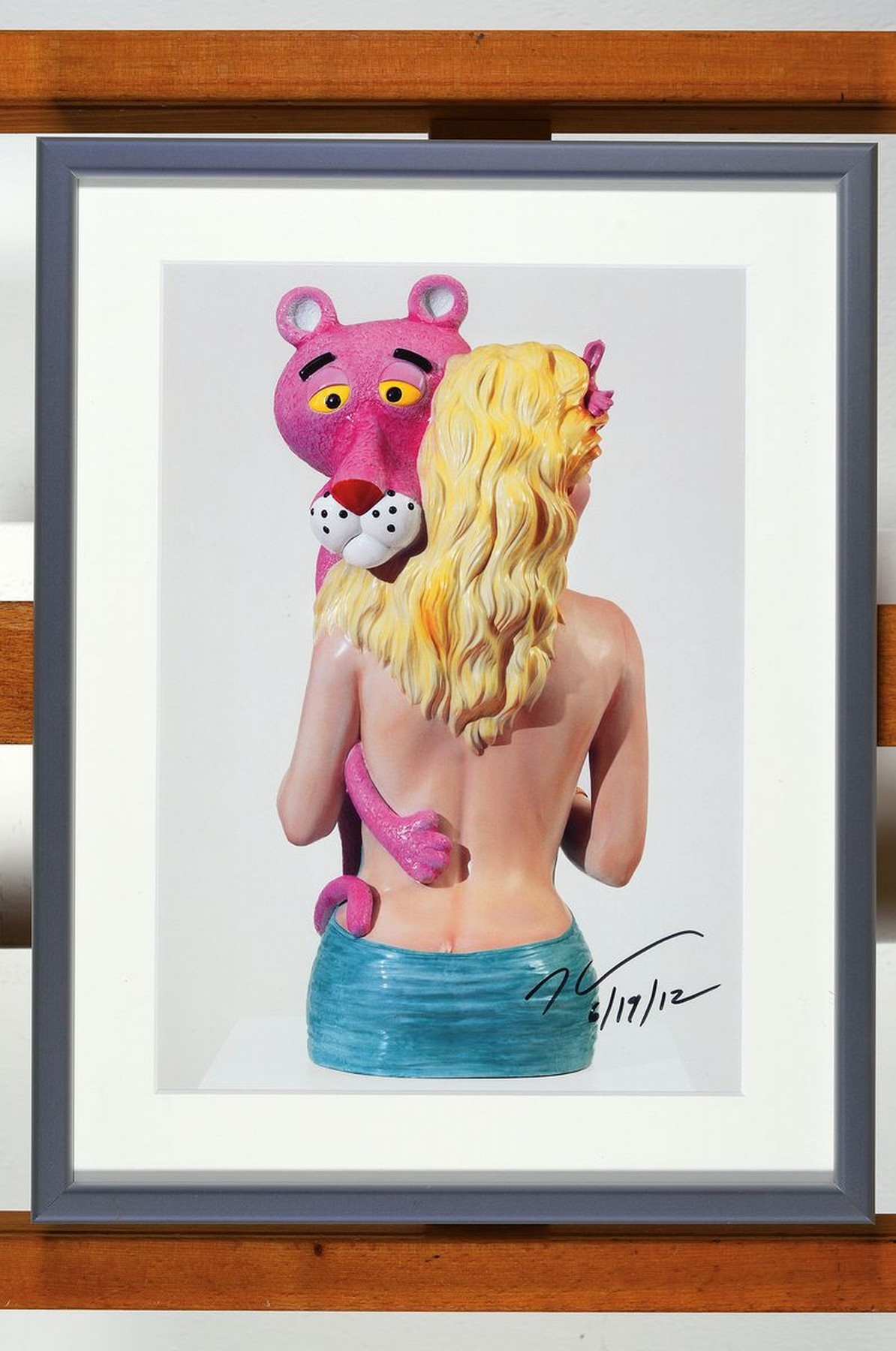 Detail k: Jeff Koons, geb. 1955, "Pink Panther", Kunstdruck auf Karton, handsign., dat., unter Plexiglas gerahmt, Motiv ca. 29,5x21 cm, R. 38x30 cm