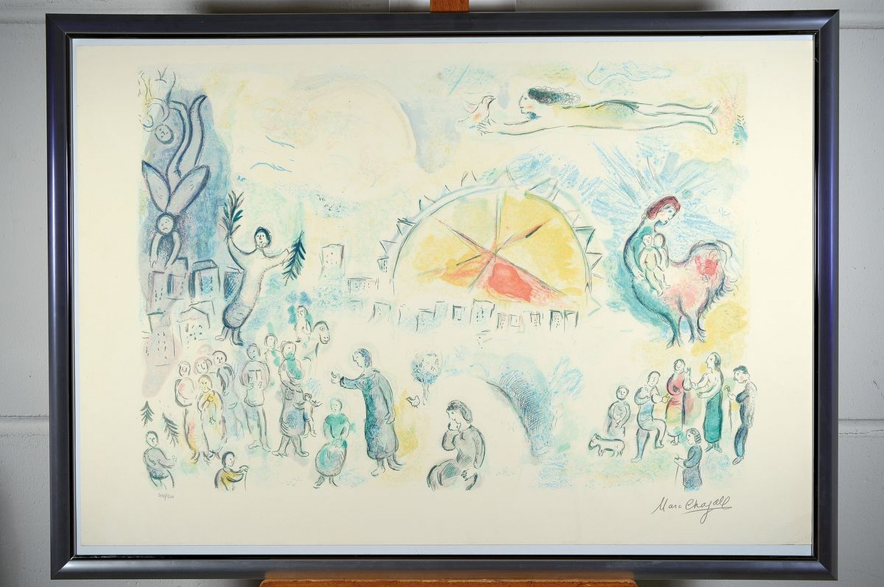 Detail k: Marc Chagall, 1887-1985, Procession Noel, Farblithographie im Druck signiert, num. 410/500, ca. 67x98cm, u.Gl., R. ca. 67x103cm