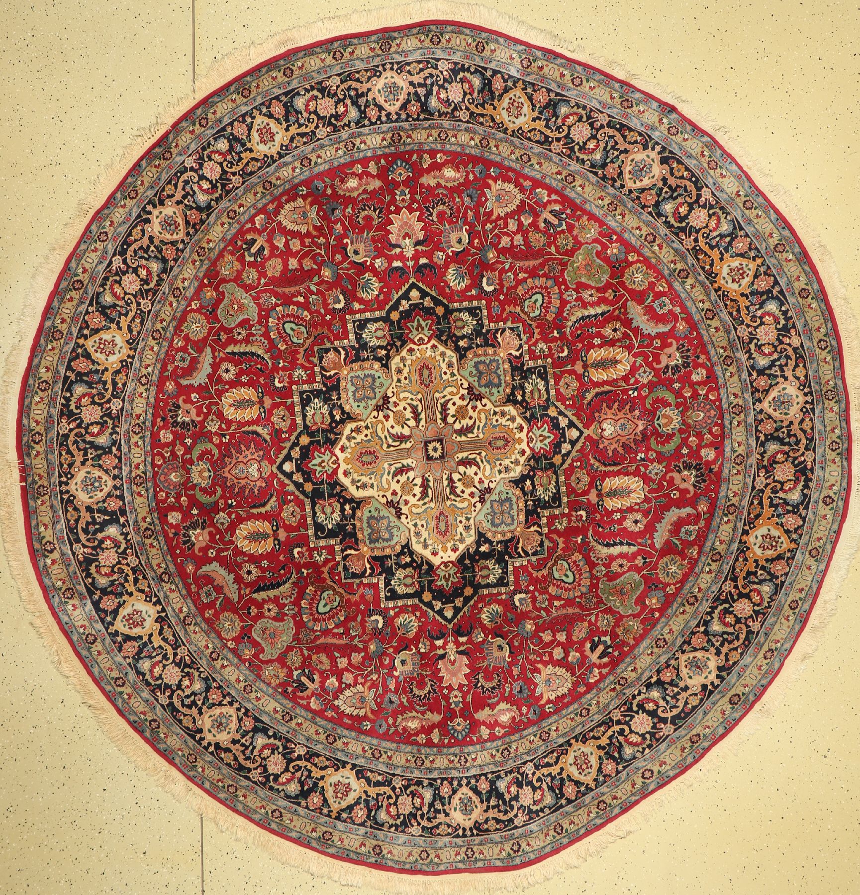Täbriz fein rund, China, ca. 50 Jahre, Korkwolle, ca, 270 cm, EHZ: 2