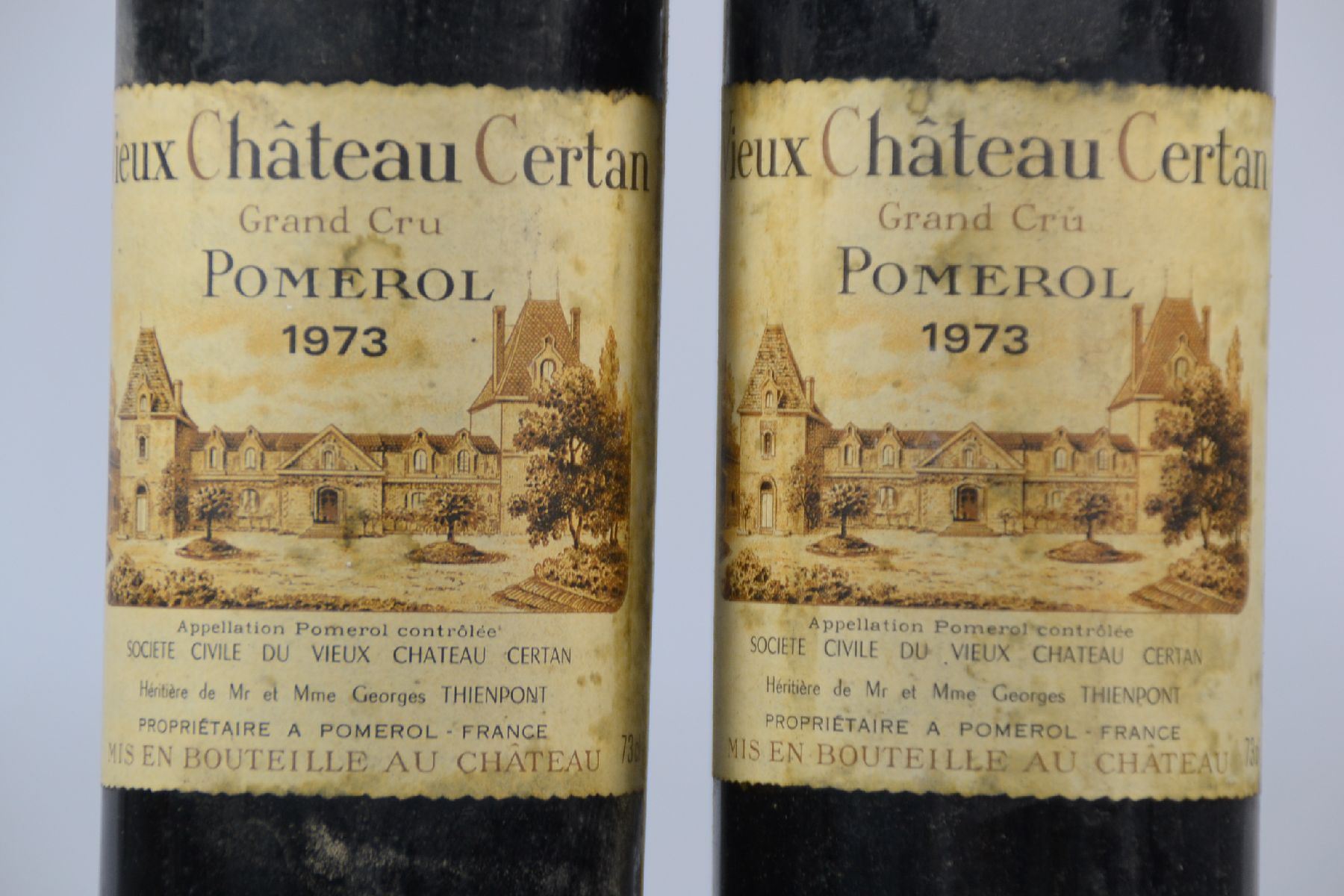 Detail a: 2 Flaschen, Vieux Chateau Certan, Grand Cru, Pomerol 1973, 73 cl